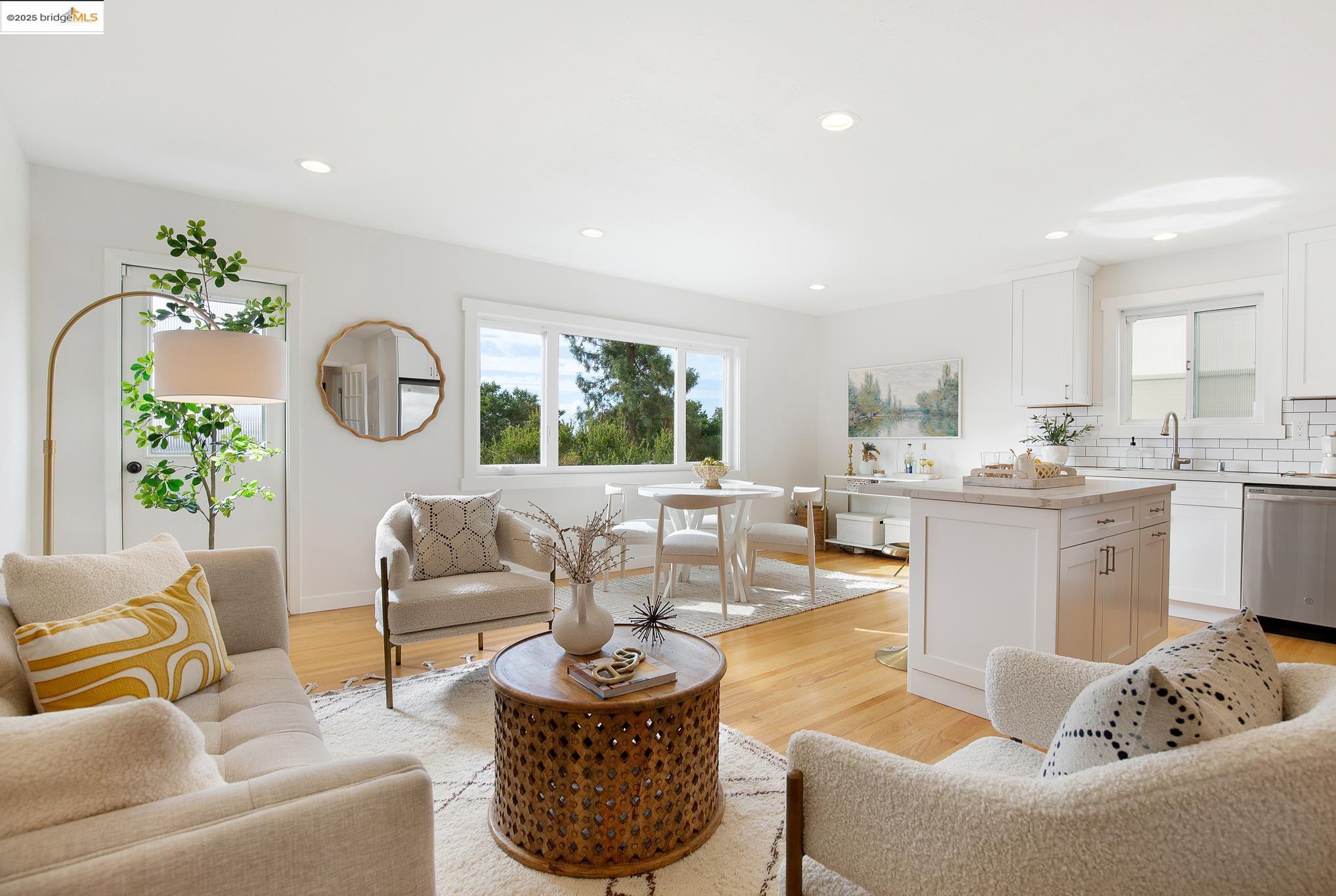Photo #4: 41113749 Listing 