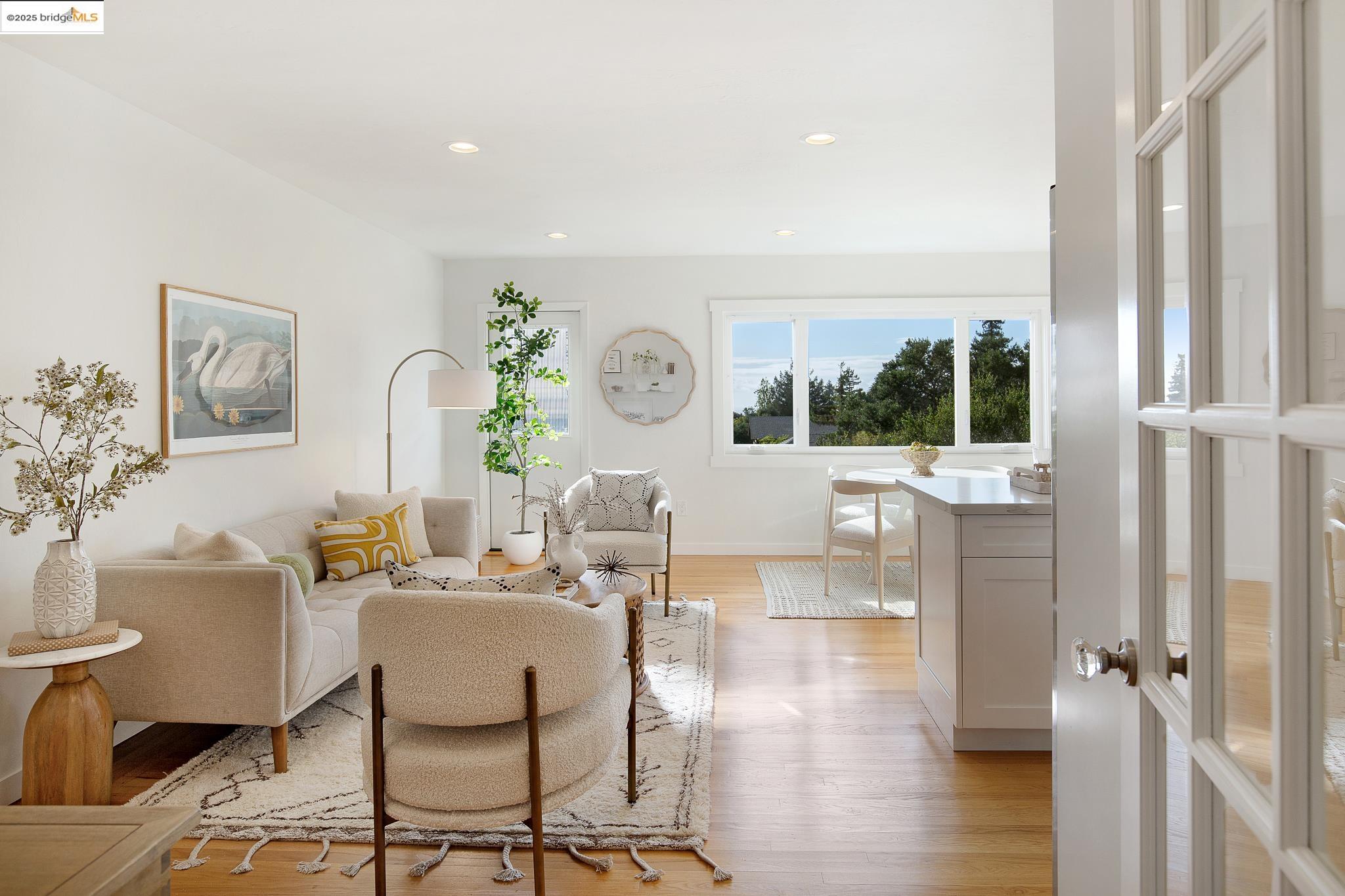 Photo #5: 41113749 Listing 