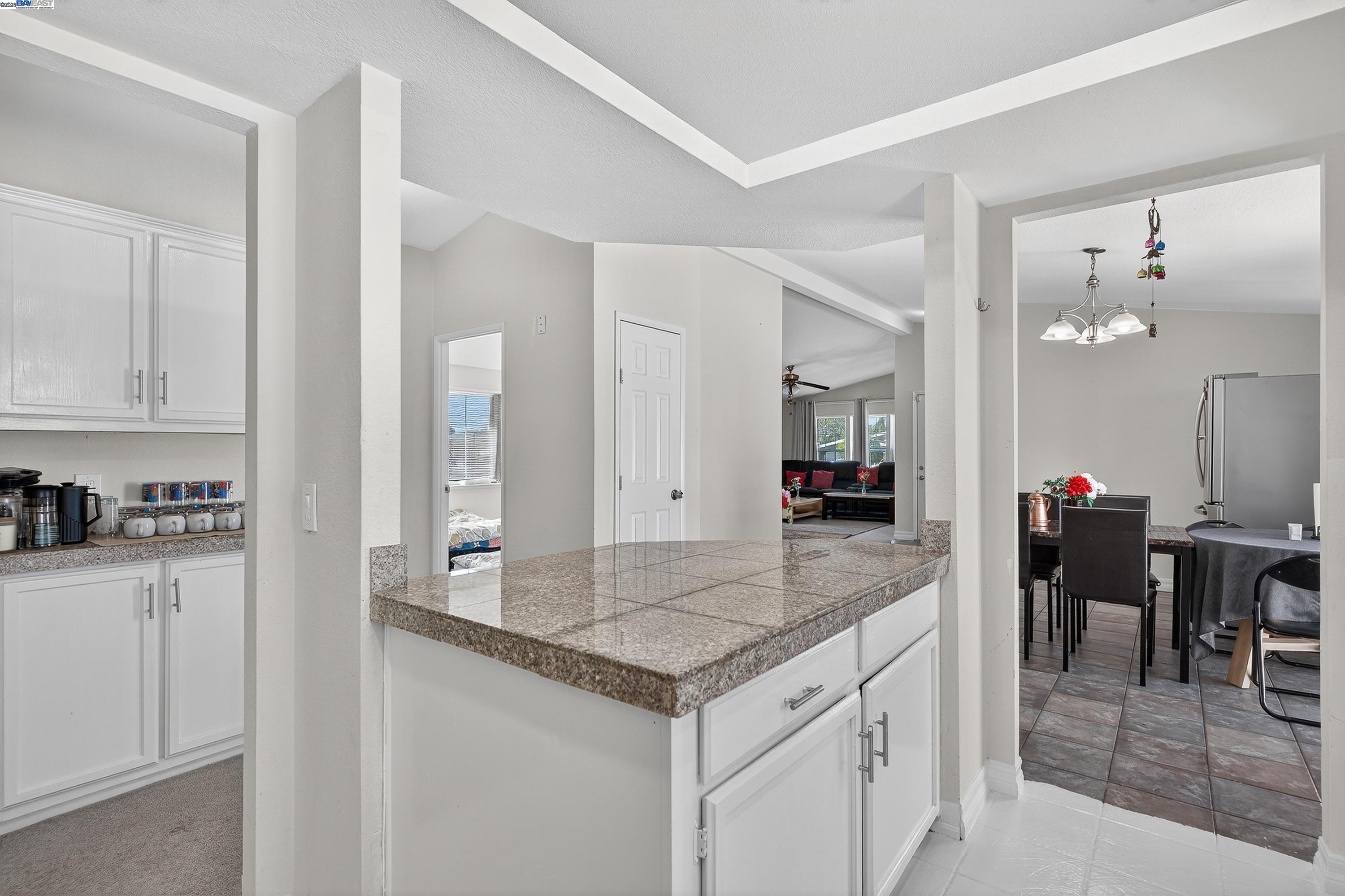 Detail Gallery Image 19 of 59 For 628 S 17th St, Richmond,  CA 94804 - 4 Beds | 2 Baths