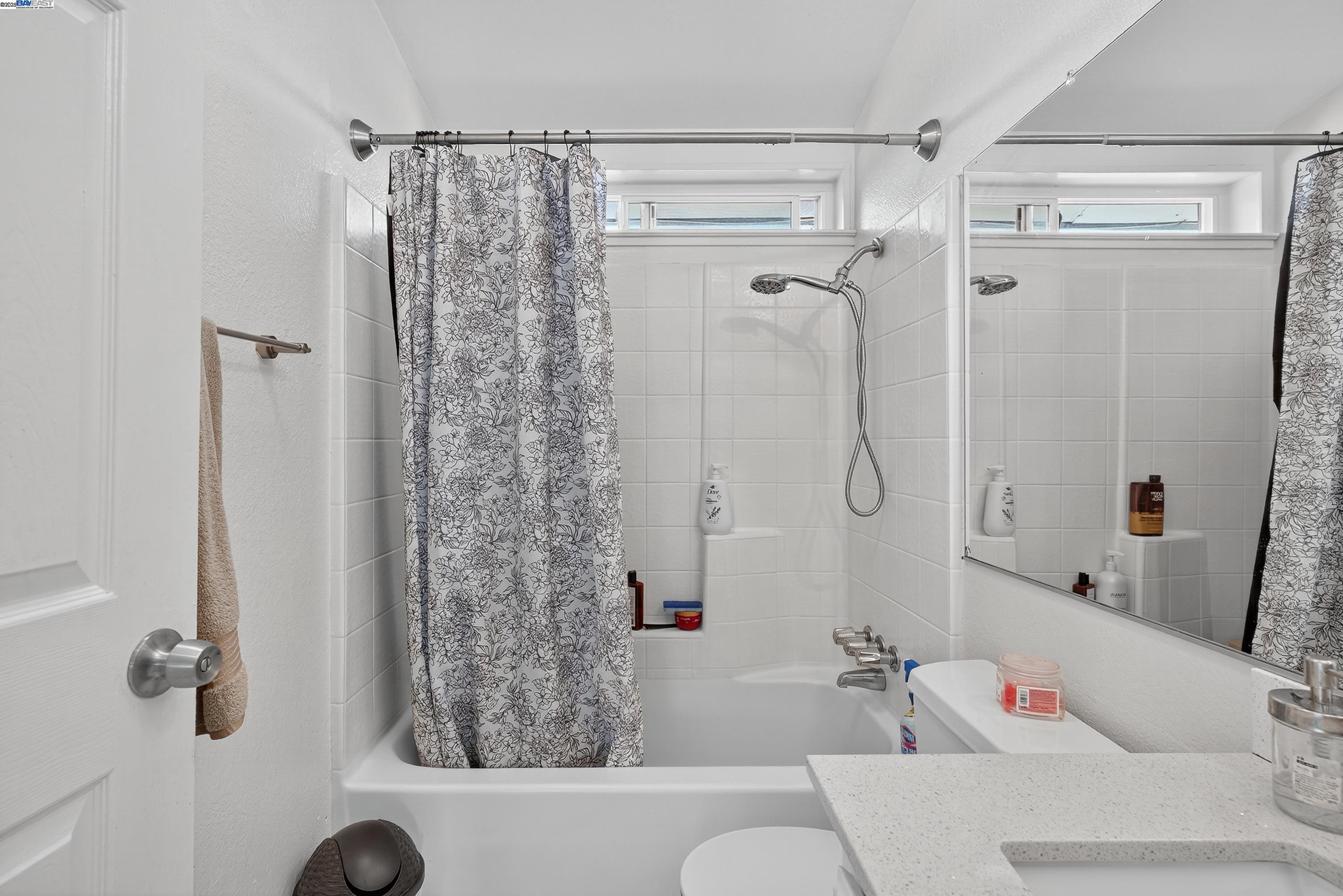 Detail Gallery Image 32 of 59 For 628 S 17th St, Richmond,  CA 94804 - 4 Beds | 2 Baths