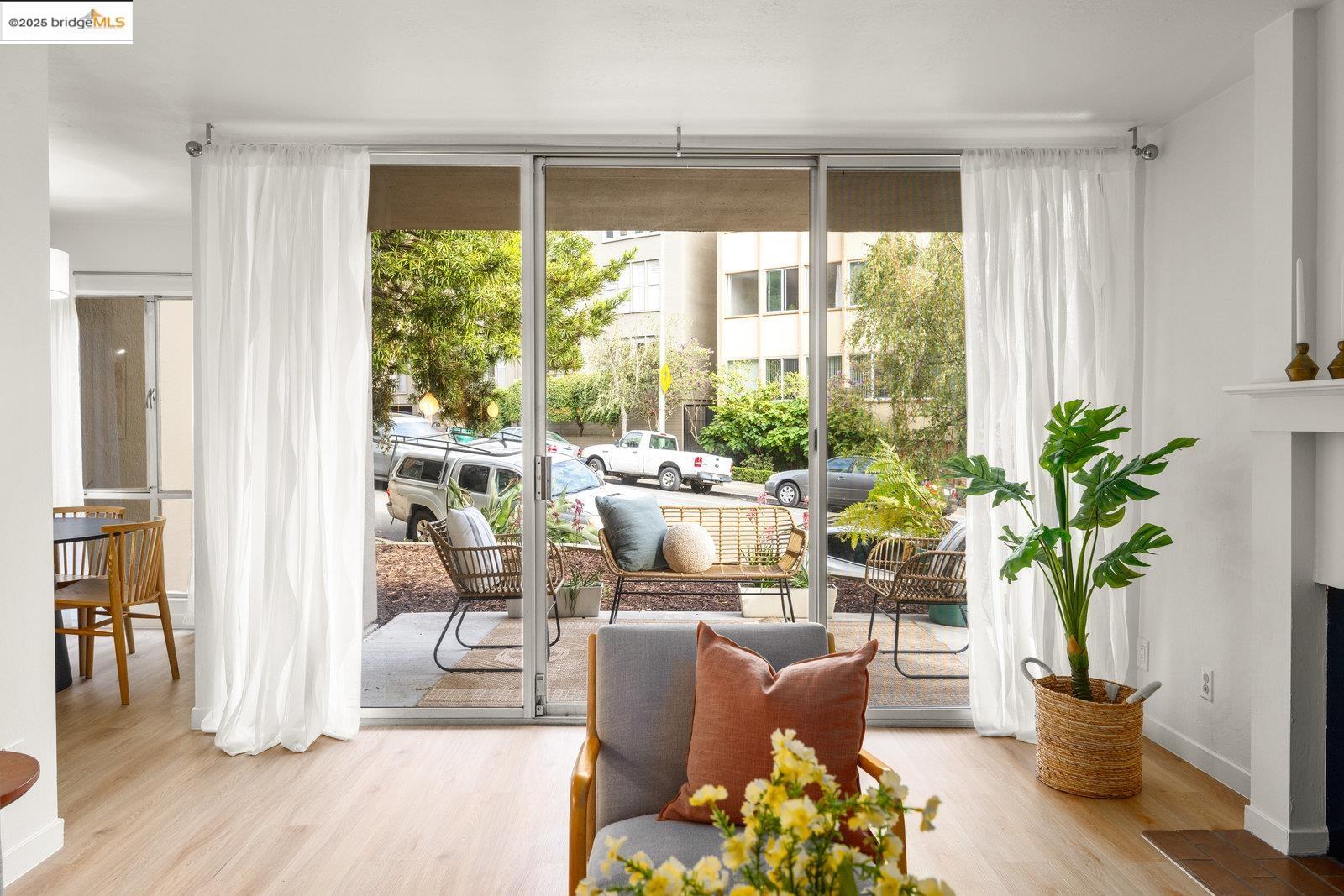Photo #11: 41113754 Listing: Photo #11