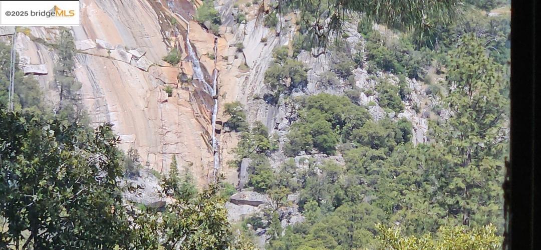 Detail Gallery Image 2 of 17 For 22071 Fallview Ct., Sonora,  CA 95370 - 3 Beds | 2/1 Baths