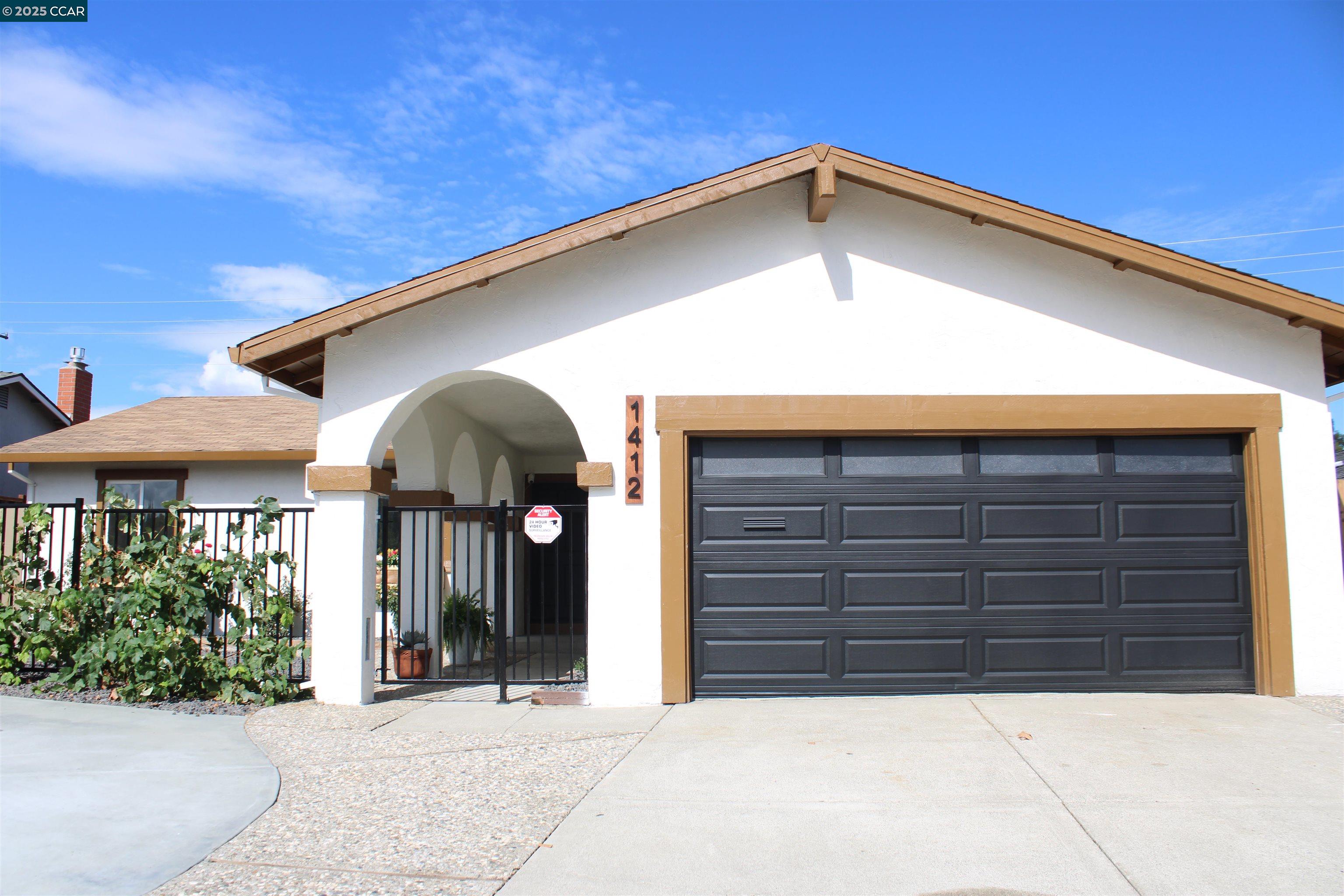 Front Image Thumbnail for CC41113767