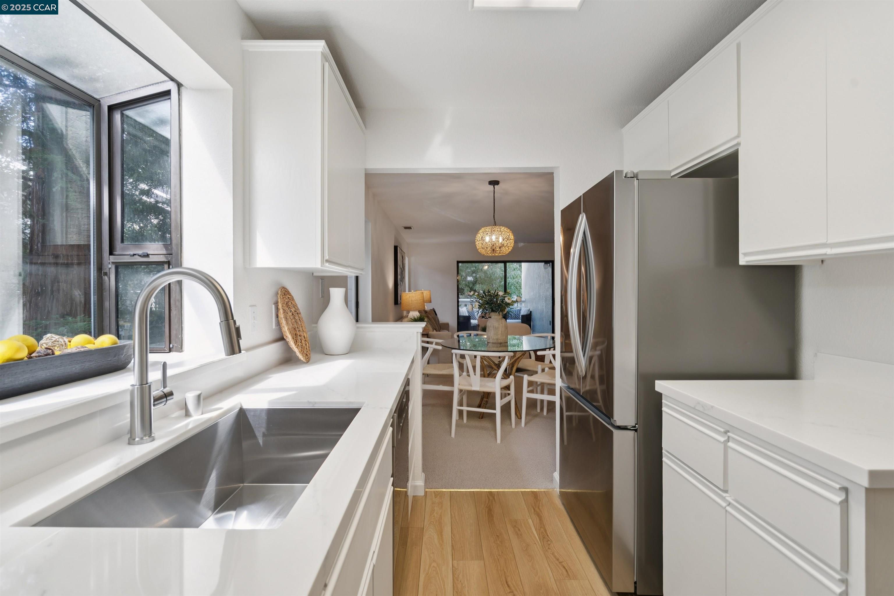 Photo #6: 41113776 Listing 