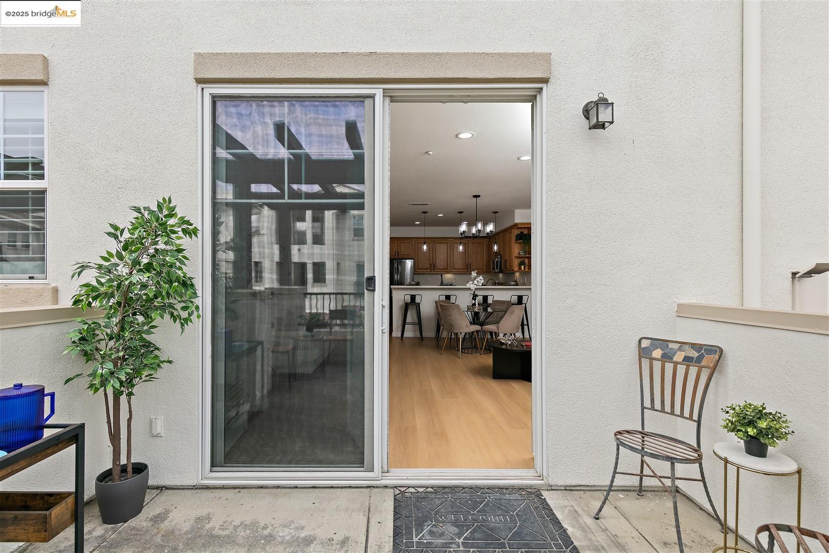 Detail Gallery Image 17 of 60 For 4153 Clarinbridge Cir, Dublin,  CA 94568 - 1 Beds | 1/1 Baths