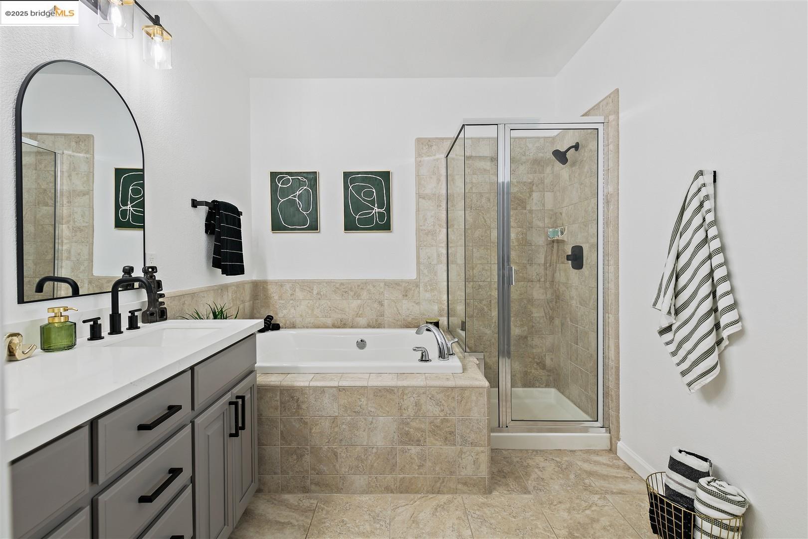 Detail Gallery Image 27 of 60 For 4153 Clarinbridge Cir, Dublin,  CA 94568 - 1 Beds | 1/1 Baths