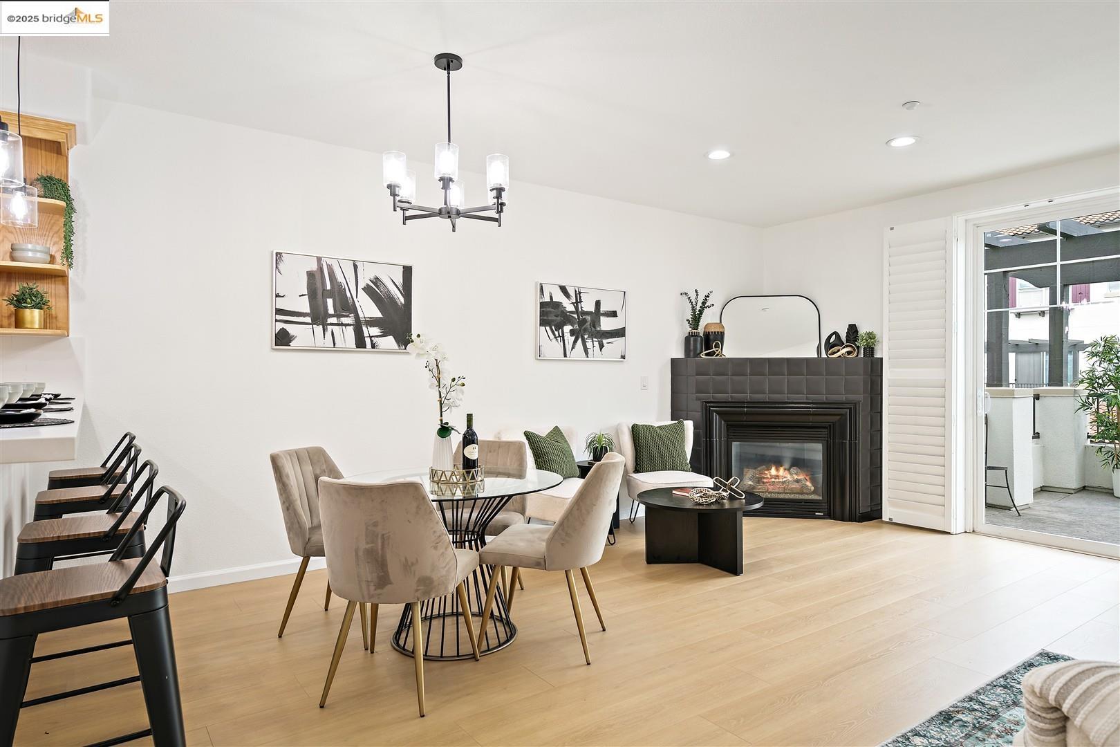 Detail Gallery Image 9 of 60 For 4153 Clarinbridge Cir, Dublin,  CA 94568 - 1 Beds | 1/1 Baths