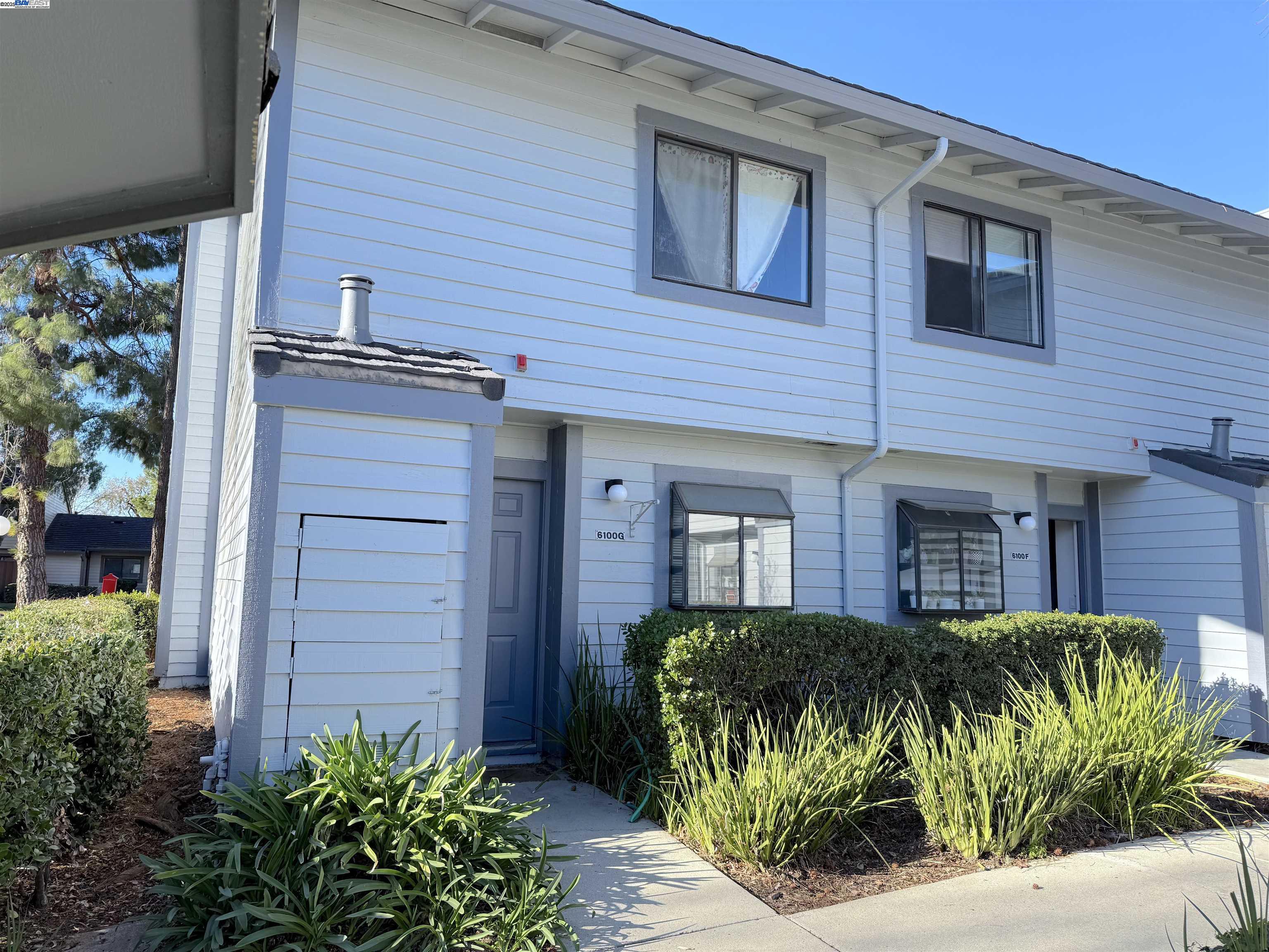 Front Image Thumbnail for BE41113780