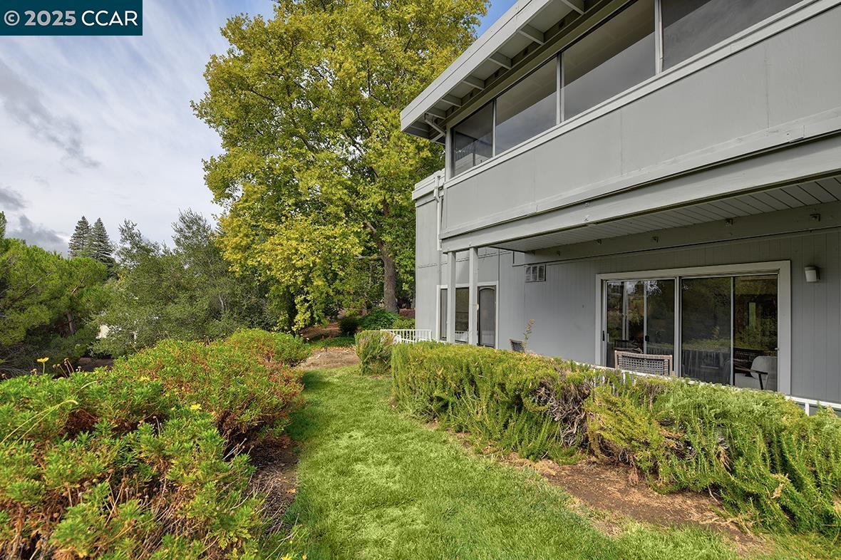 Photo #16: 41113793 Listing: Photo #16