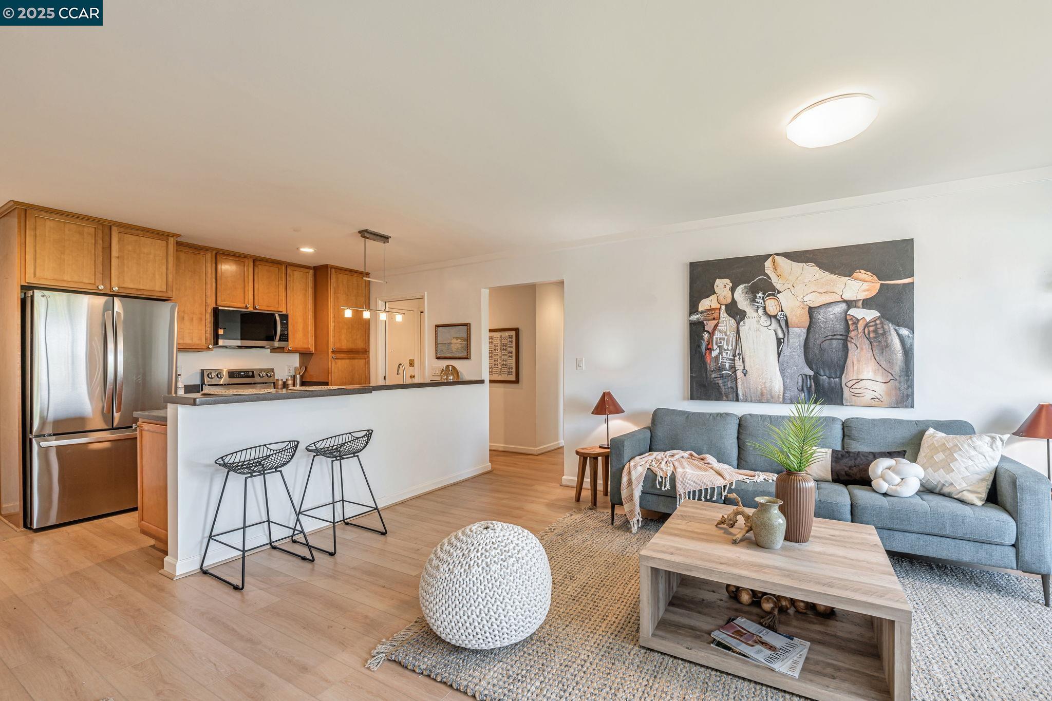 Photo #5: 41113799 Listing 