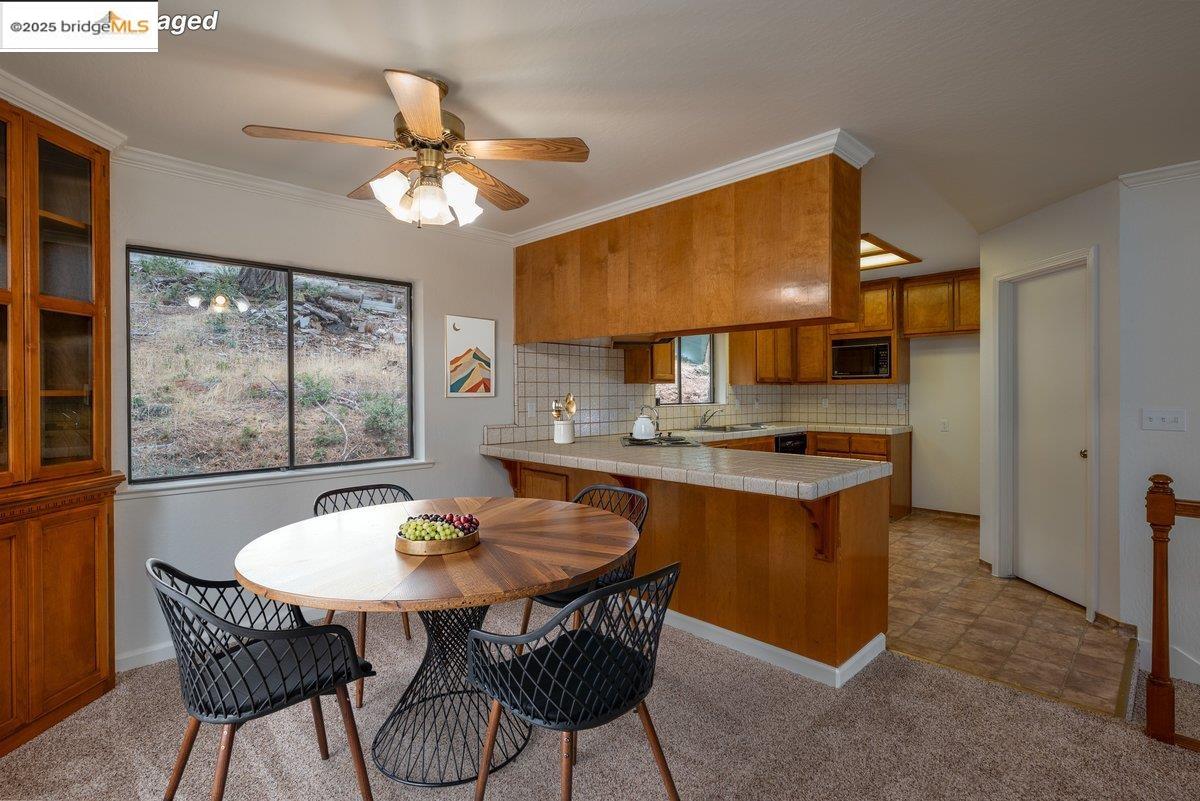 Detail Gallery Image 10 of 26 For 19160 Middle Camp Sugar Pine Rd, Twain Harte,  CA 95383 - 3 Beds | 2 Baths