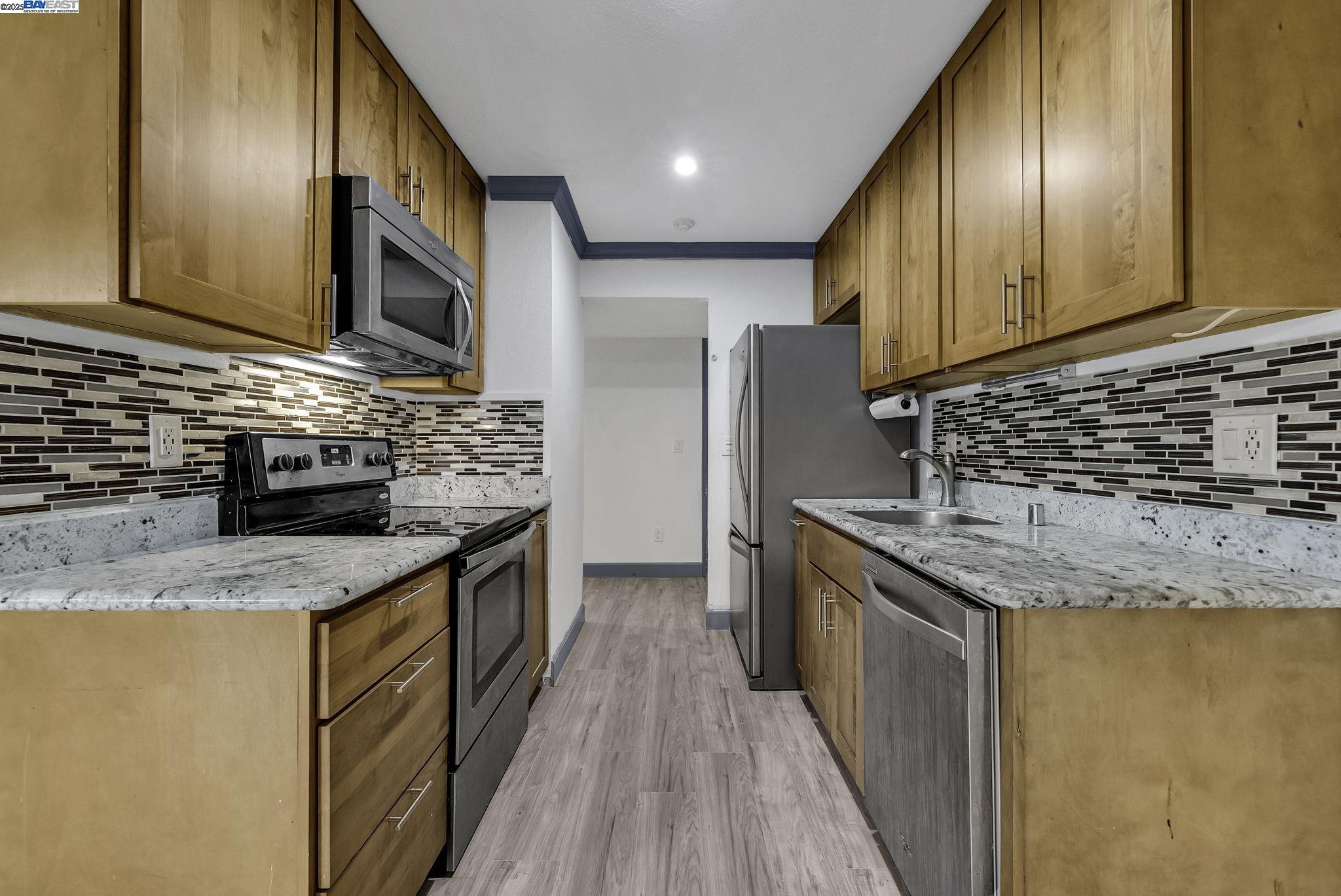MLS: 41113810 Condo For Sale