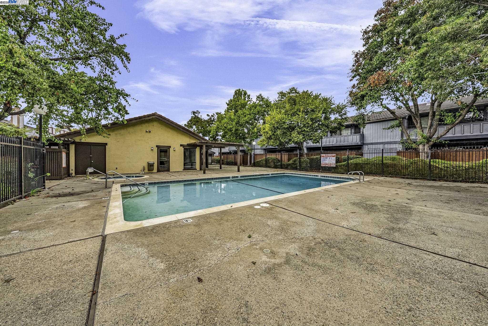 Photo #3: 41113810 Listing 