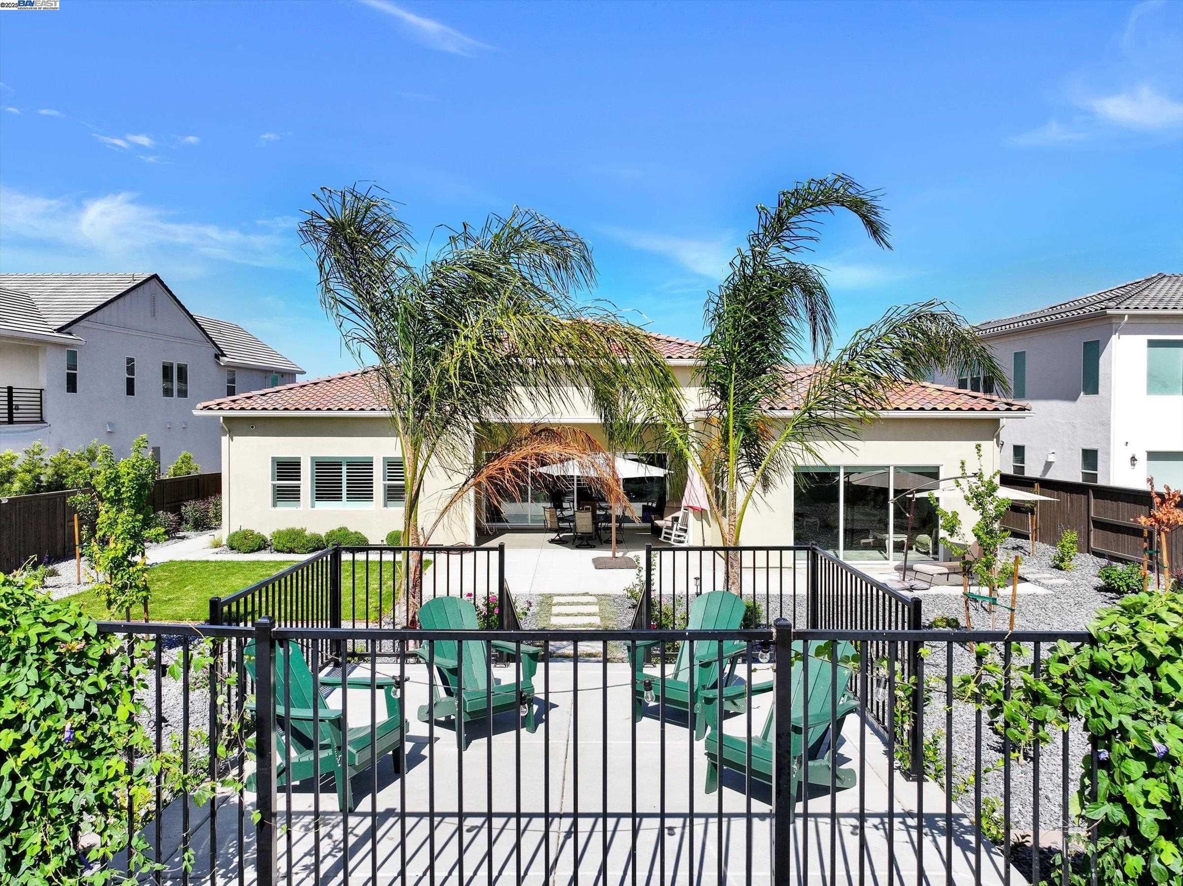 Detail Gallery Image 39 of 48 For 4072 Whitney Vista Ln, Rocklin,  CA 95677 - 4 Beds | 3/1 Baths