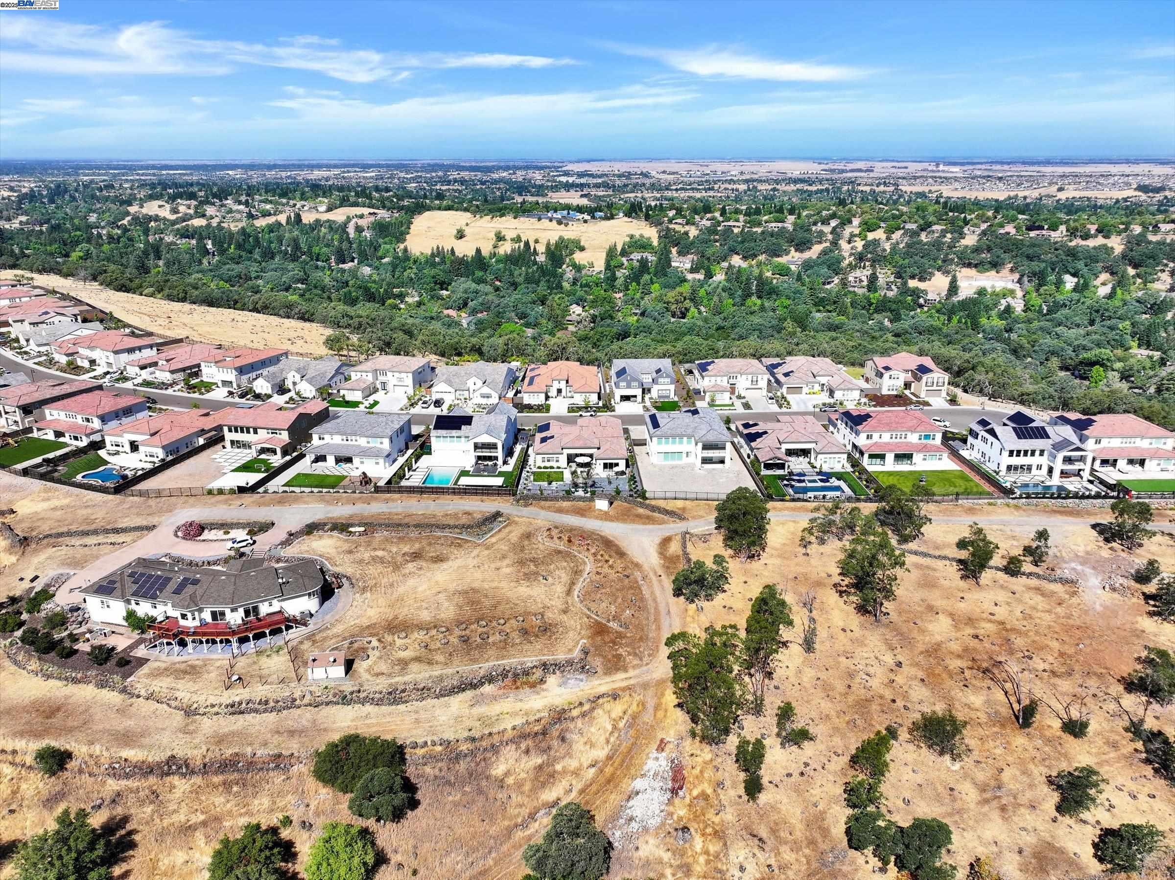 Detail Gallery Image 47 of 48 For 4072 Whitney Vista Ln, Rocklin,  CA 95677 - 4 Beds | 3/1 Baths