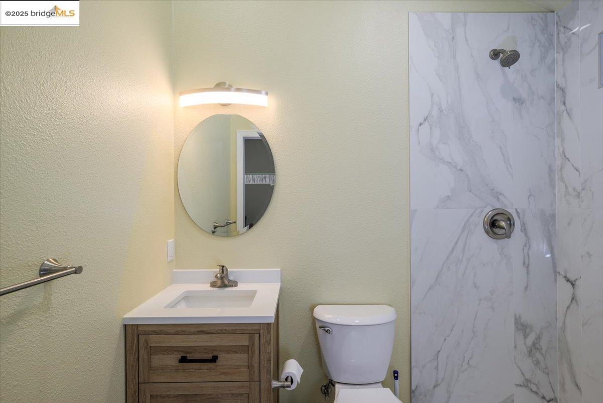 Detail Gallery Image 11 of 12 For 22749 Confidence Rd, Twain Harte,  CA 95383 - 3 Beds | 3 Baths