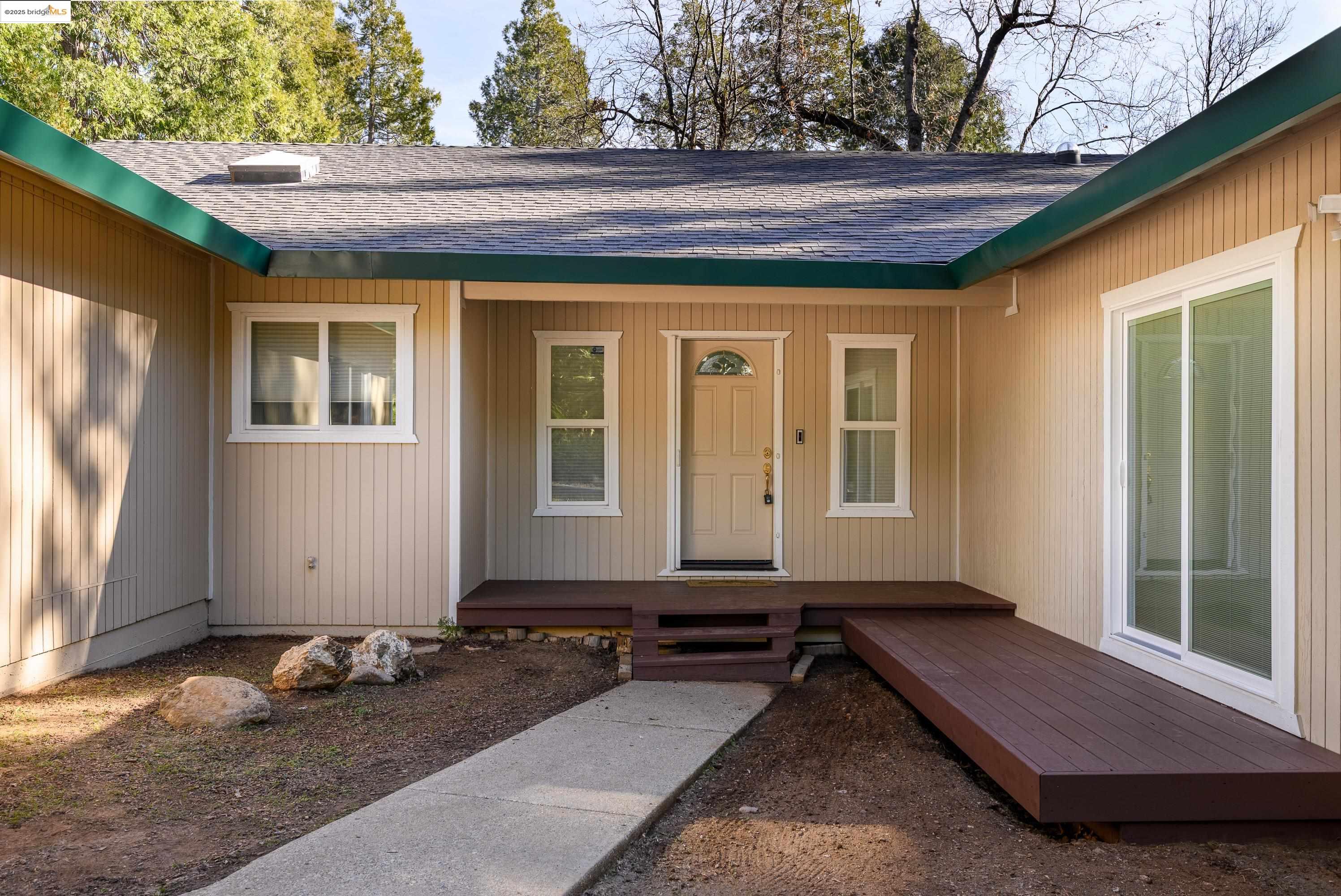 Detail Gallery Image 17 of 30 For 22749 Confidence Rd, Twain Harte,  CA 95383 - 3 Beds | 3 Baths