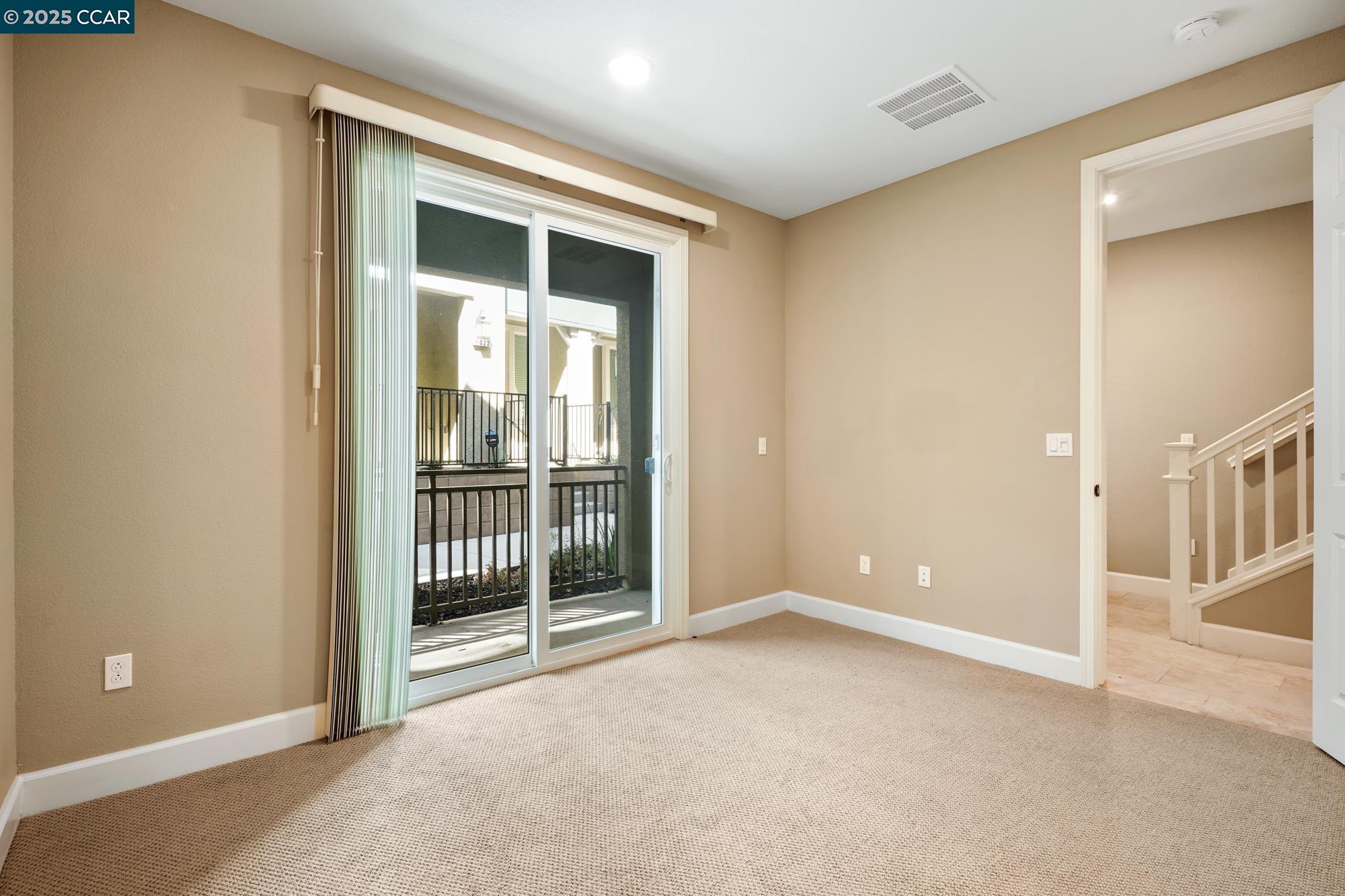 Detail Gallery Image 23 of 40 For 4016 Windsor Way, Dublin,  CA 94568 - 3 Beds | 3/1 Baths