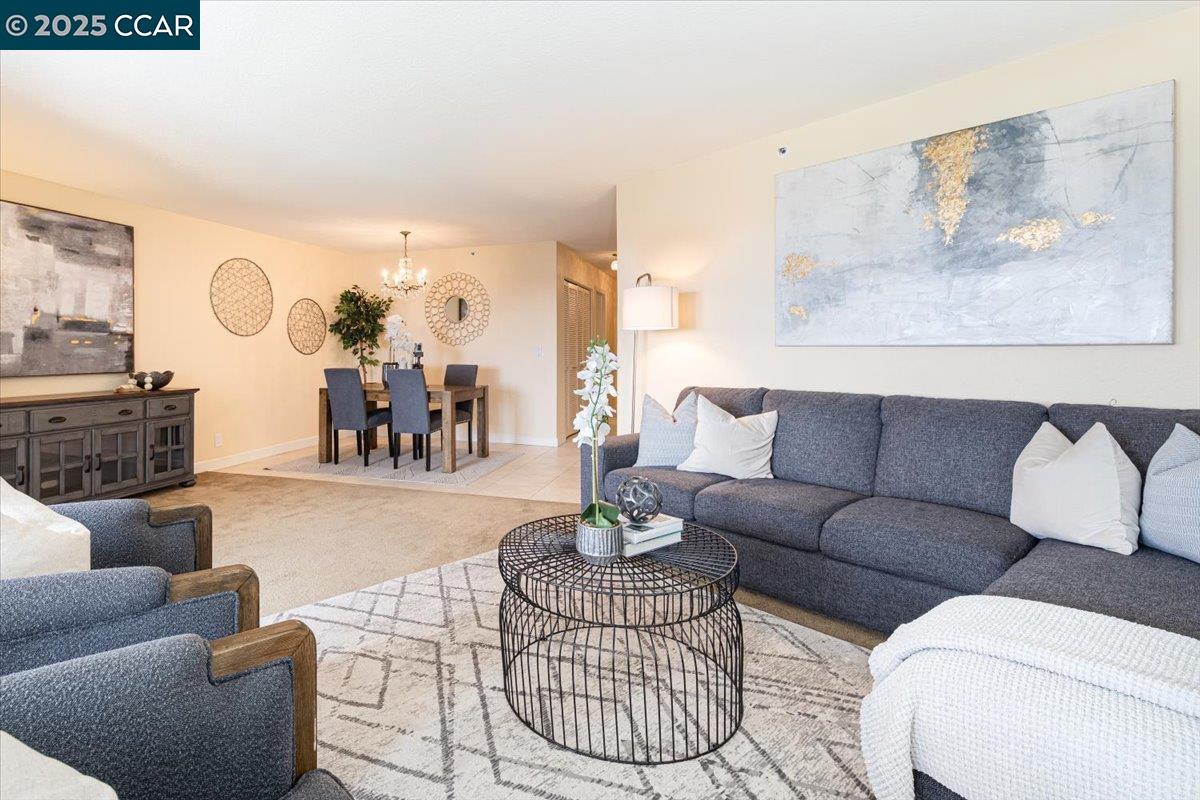 Photo #5: 41113831 Listing 