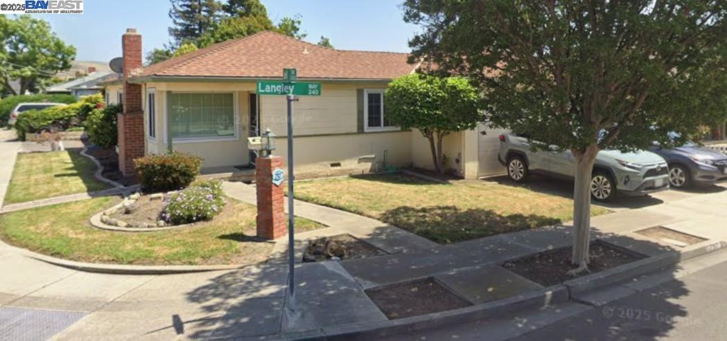 Detail Gallery Image 1 of 1 For 237 Langley Way, Hayward,  CA 94544 - 3 Beds | 1 Baths