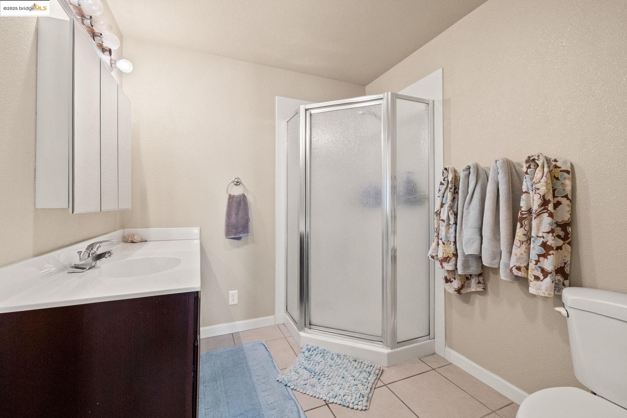 Detail Gallery Image 26 of 42 For 16512 S Creekside Drive, Sonora,  CA 95370 - 5 Beds | 3 Baths