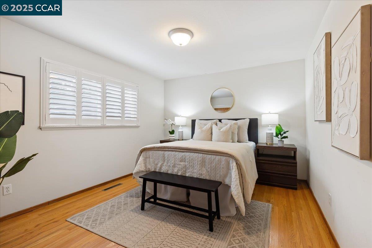 Detail Gallery Image 18 of 28 For 1293 Vistagrand Dr, San Leandro,  CA 94577 - 3 Beds | 2 Baths