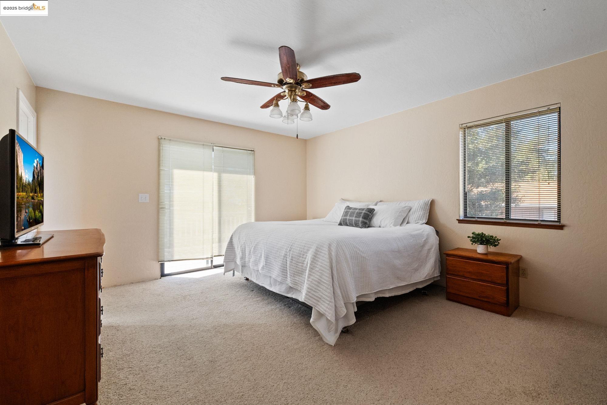 Detail Gallery Image 12 of 34 For 17347 Valley Oak Dr, Sonora,  CA 95370 - 4 Beds | 3 Baths