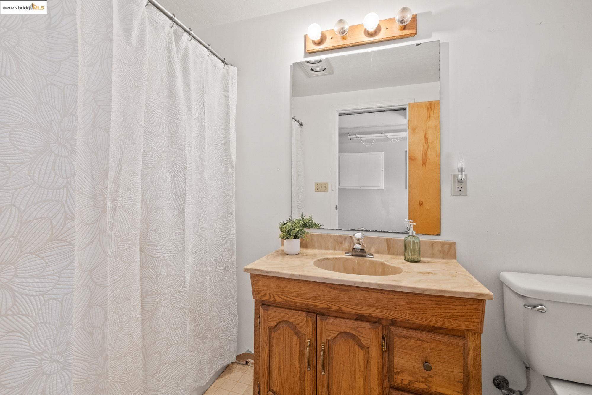 Detail Gallery Image 25 of 34 For 17347 Valley Oak Dr, Sonora,  CA 95370 - 4 Beds | 3 Baths