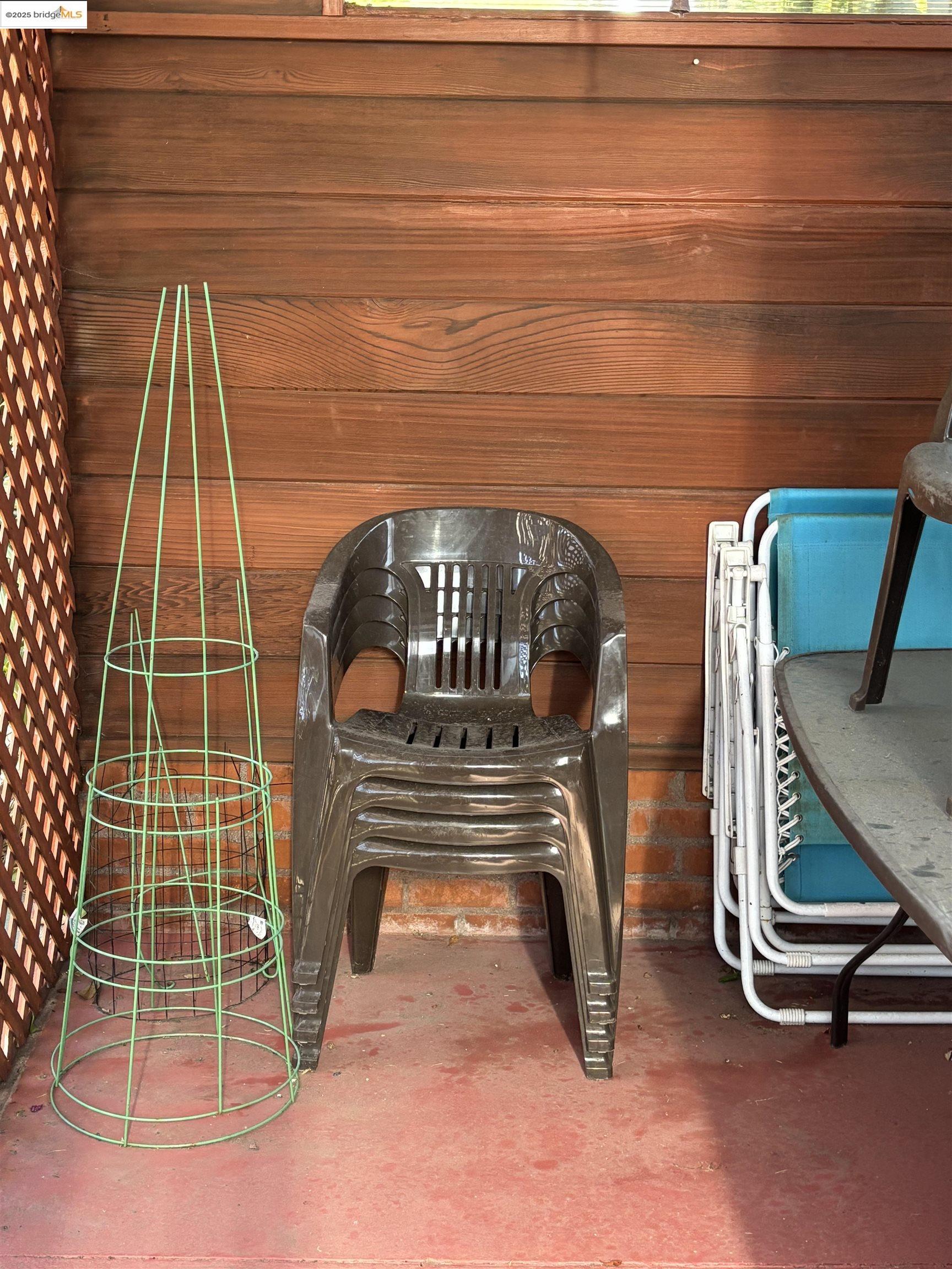 Detail Gallery Image 15 of 15 For 444 28th St, Richmond,  CA 94804 - 3 Beds | 1/1 Baths