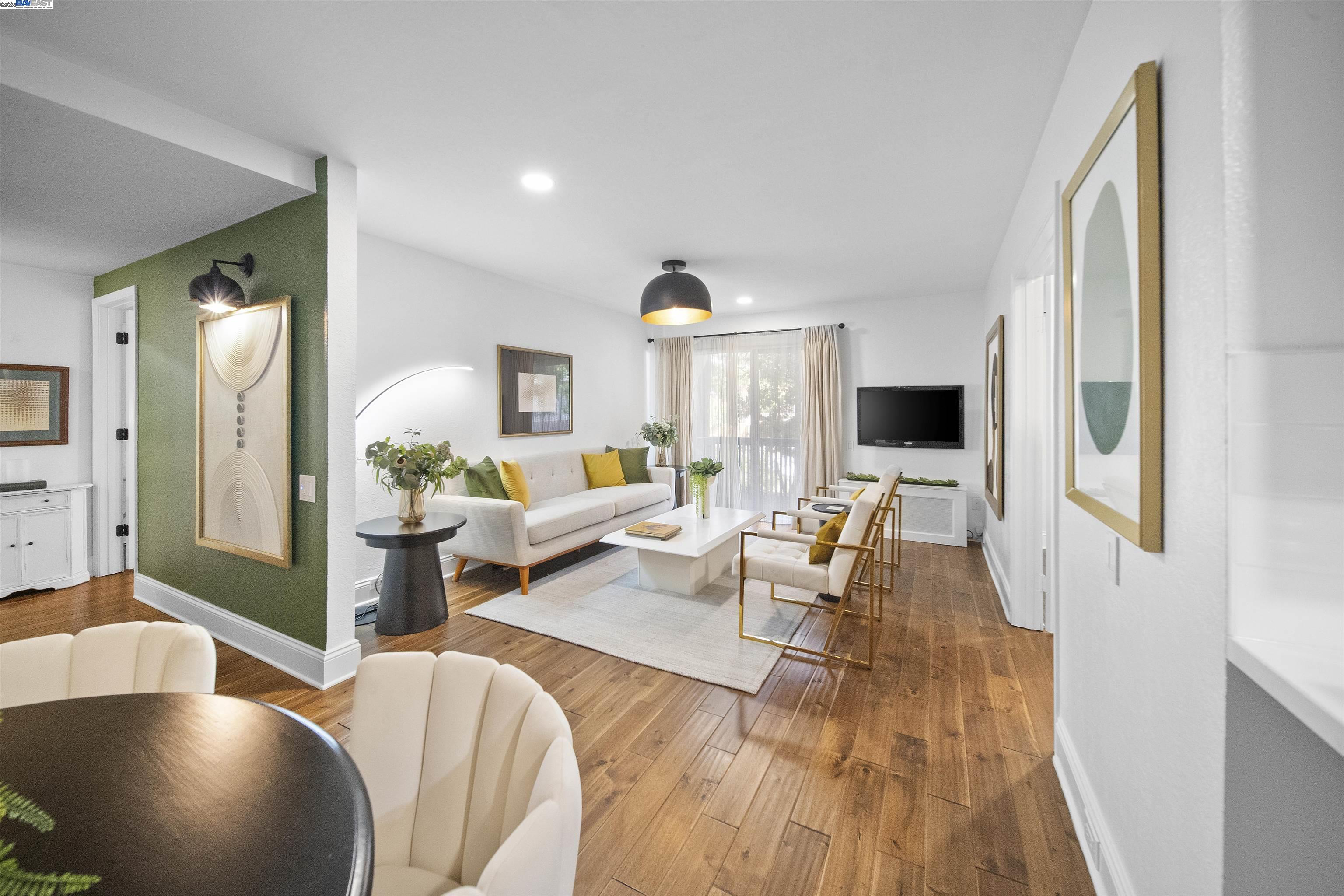 Photo #2: 41113899 Listing 