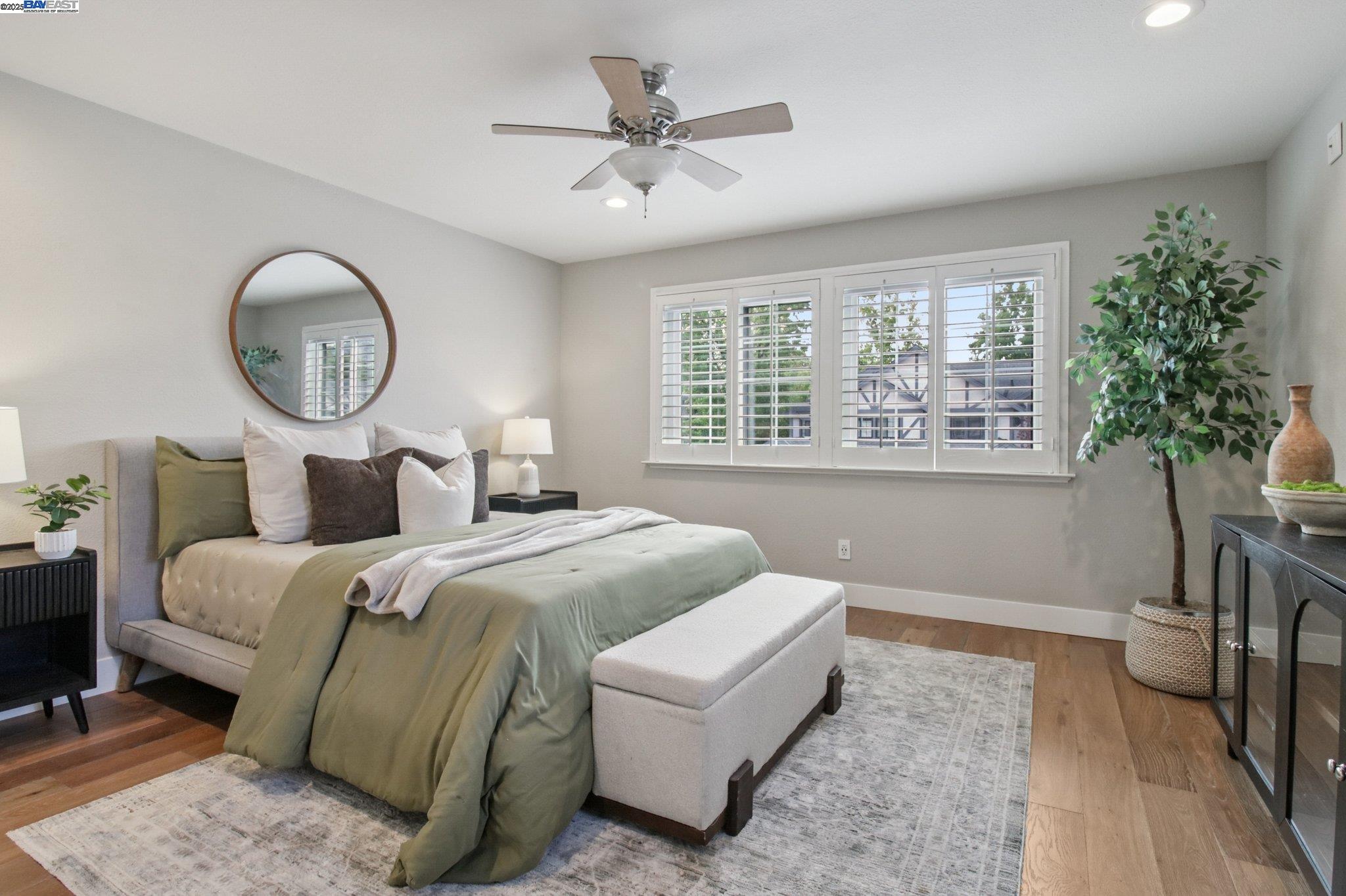 Detail Gallery Image 15 of 34 For 156 Haslemere Ct, Lafayette,  CA 94549 - 3 Beds | 3 Baths