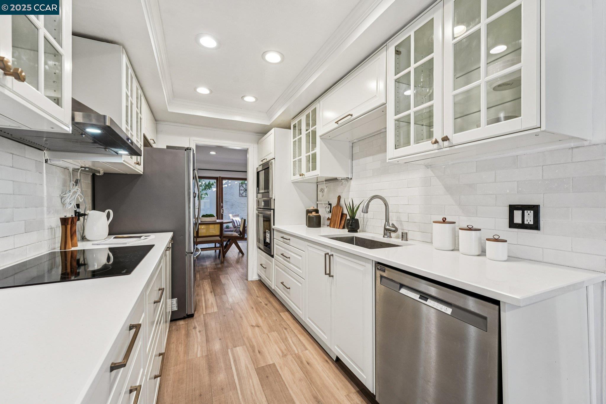 Photo #5: 41113905 Listing 