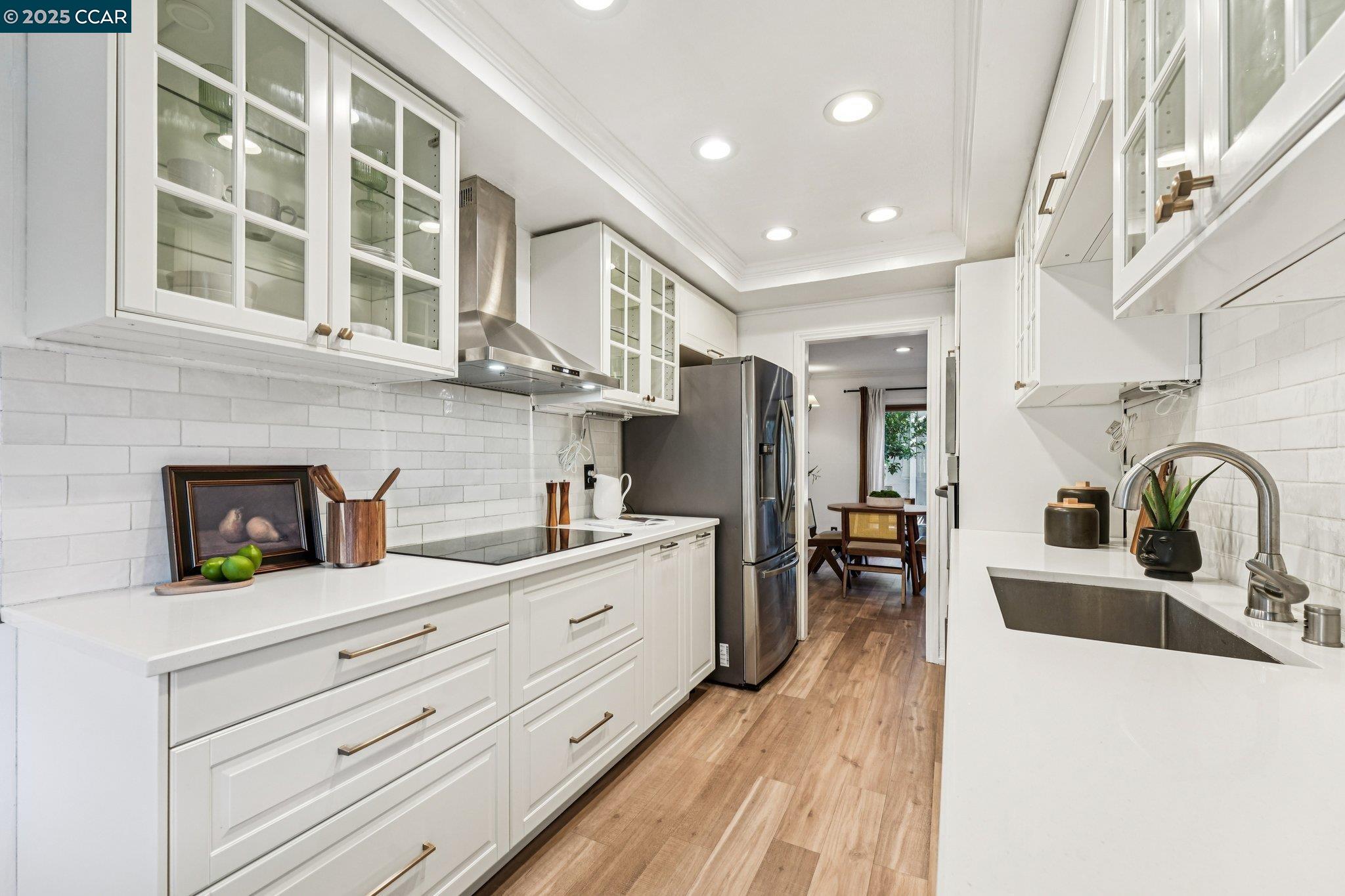 Photo #6: 41113905 Listing 