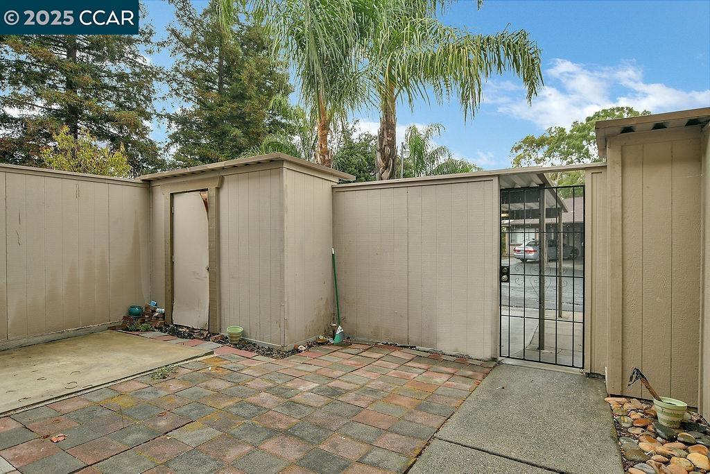 Photo #6: 41113908 Listing 