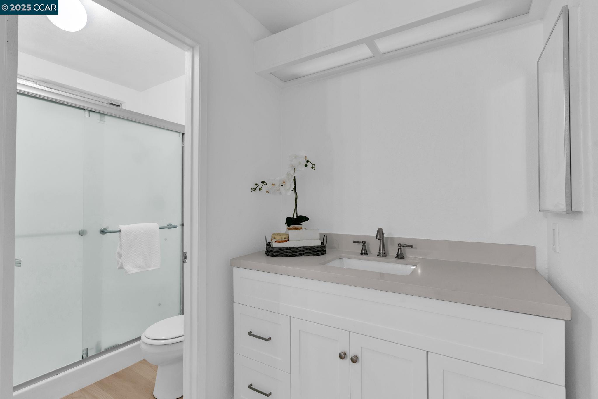 Detail Gallery Image 24 of 36 For 996 Coral Ridge Cir, Rodeo,  CA 94572 - 3 Beds | 2 Baths