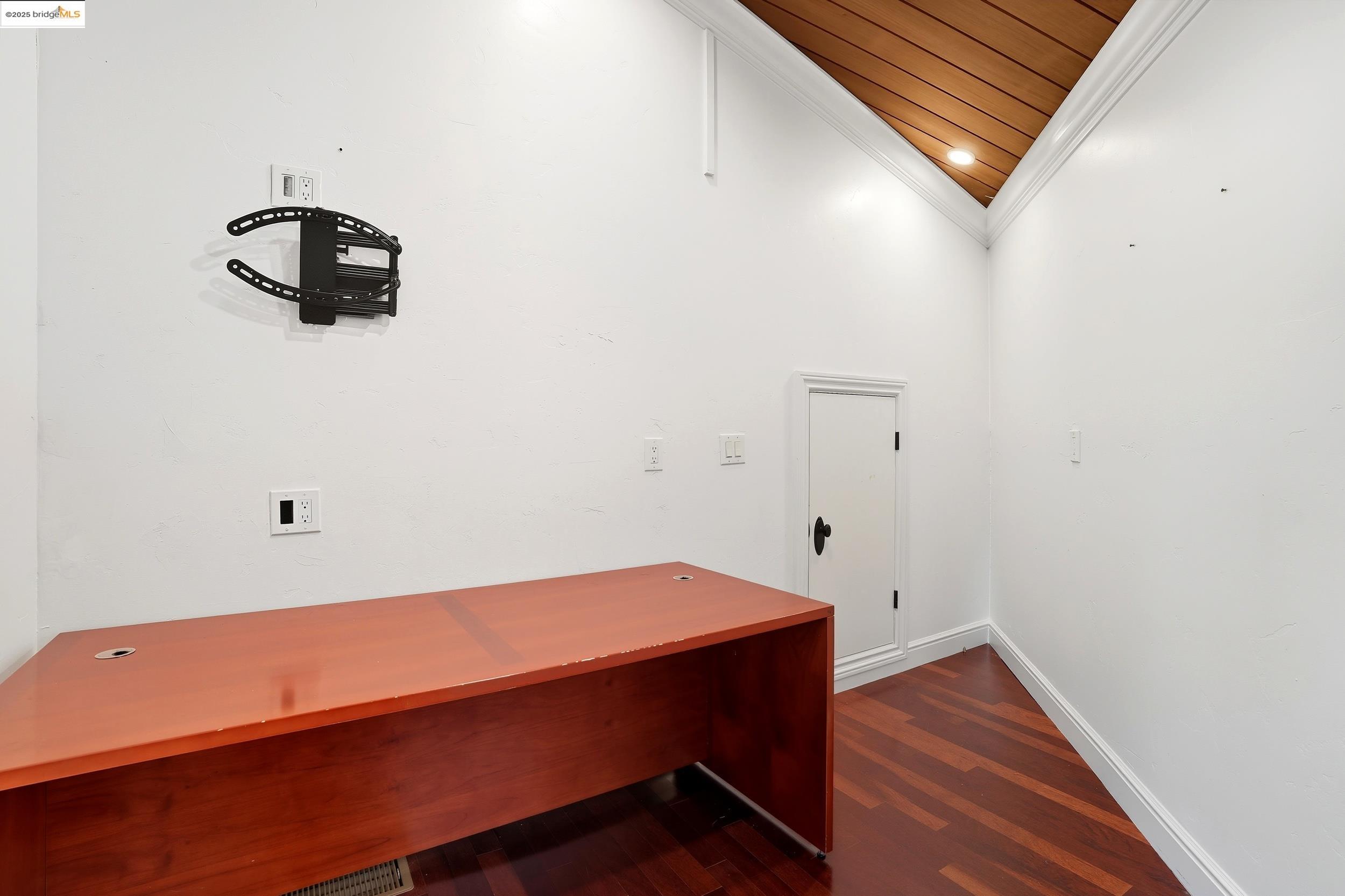 Detail Gallery Image 19 of 53 For 4814 South Pt, Discovery Bay,  CA 94505 - 5 Beds | 3 Baths