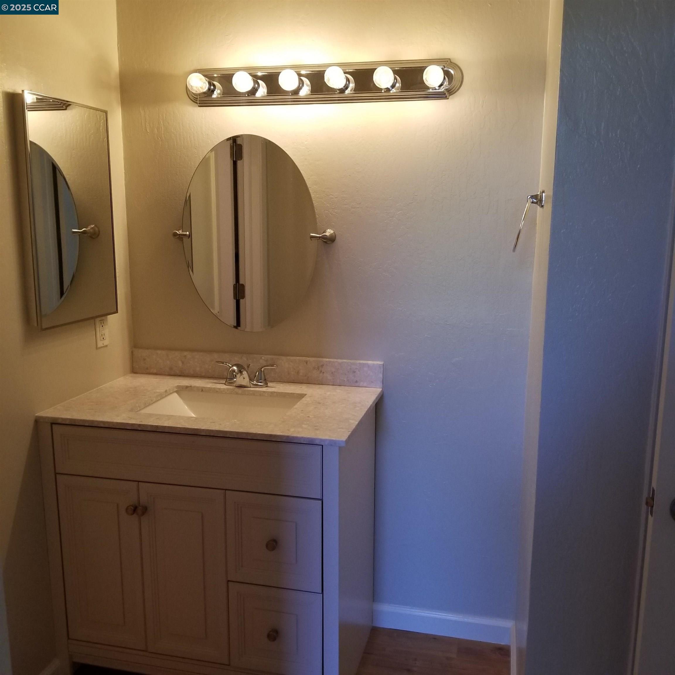 Detail Gallery Image 14 of 40 For 310 N Civic Dr. #315,  Walnut Creek,  CA 94596 - 1 Beds | 1 Baths