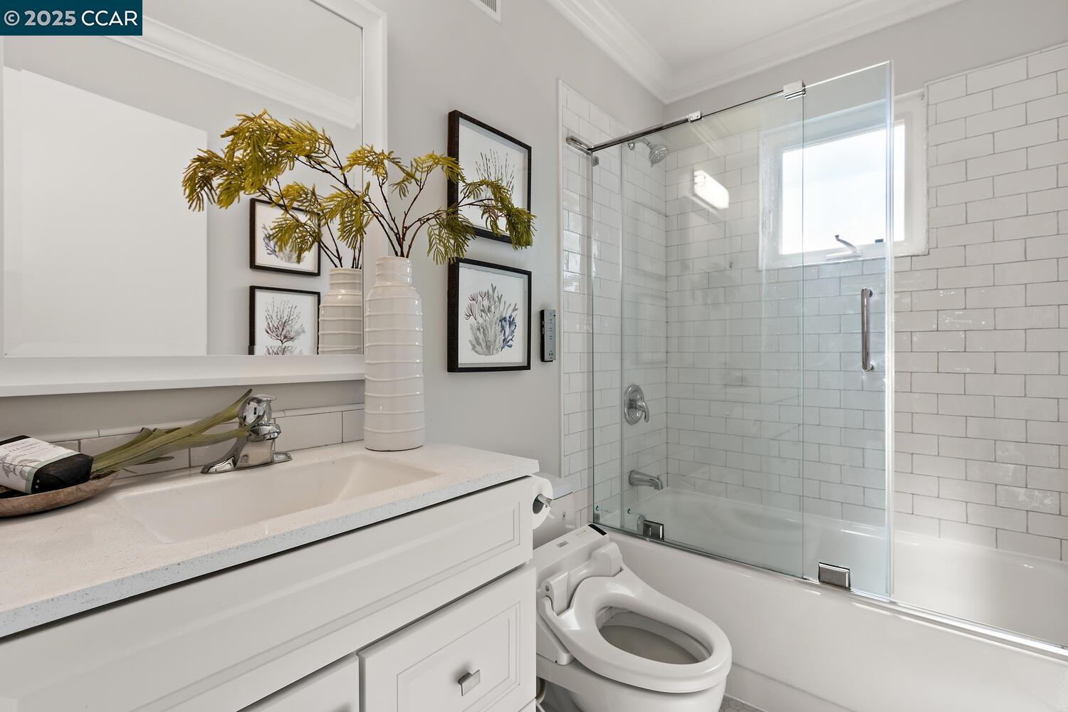 Detail Gallery Image 24 of 48 For 1381 Rosal Lane, Concord,  CA 94521 - 4 Beds | 3 Baths