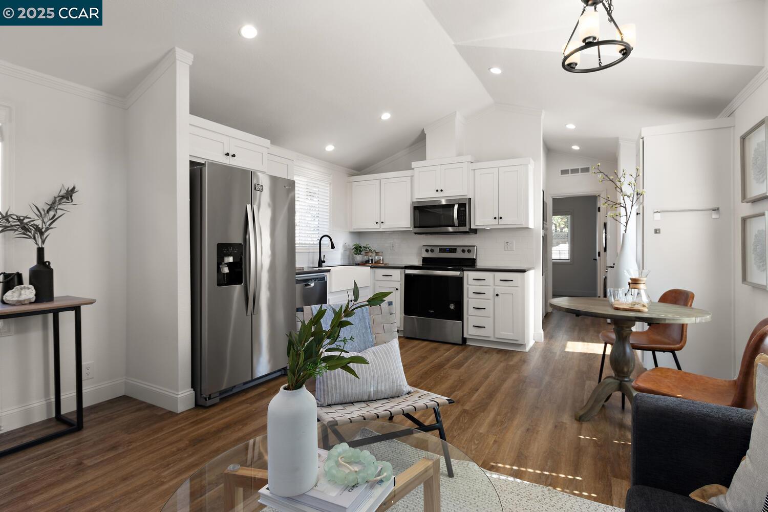 Detail Gallery Image 30 of 48 For 1381 Rosal Lane, Concord,  CA 94521 - 4 Beds | 3 Baths