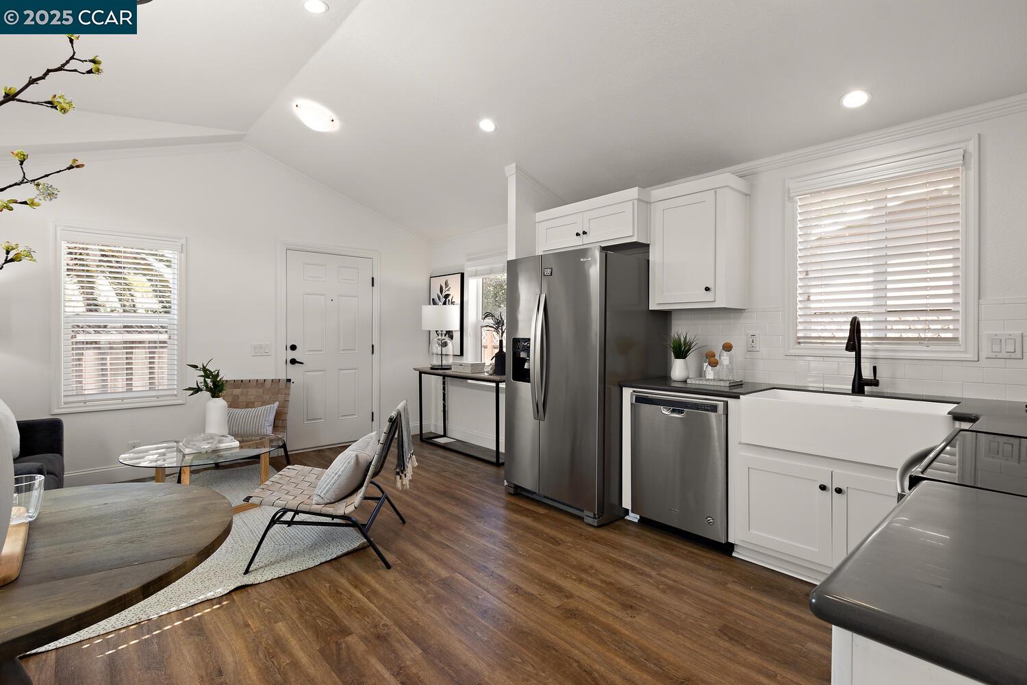 Detail Gallery Image 33 of 48 For 1381 Rosal Lane, Concord,  CA 94521 - 4 Beds | 3 Baths