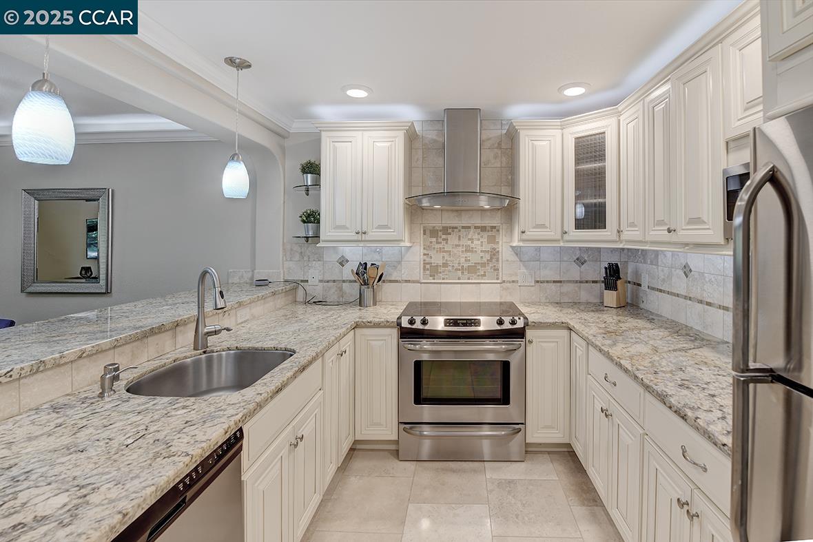 Photo #11: 41113932 Listing: Photo #11