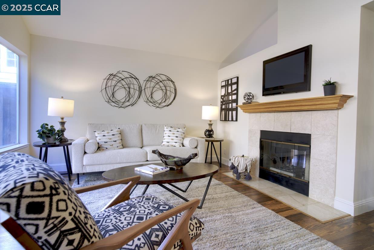 Detail Gallery Image 14 of 51 For 337 Saclan Terrace, Clayton,  CA 94517 - 3 Beds | 2/1 Baths