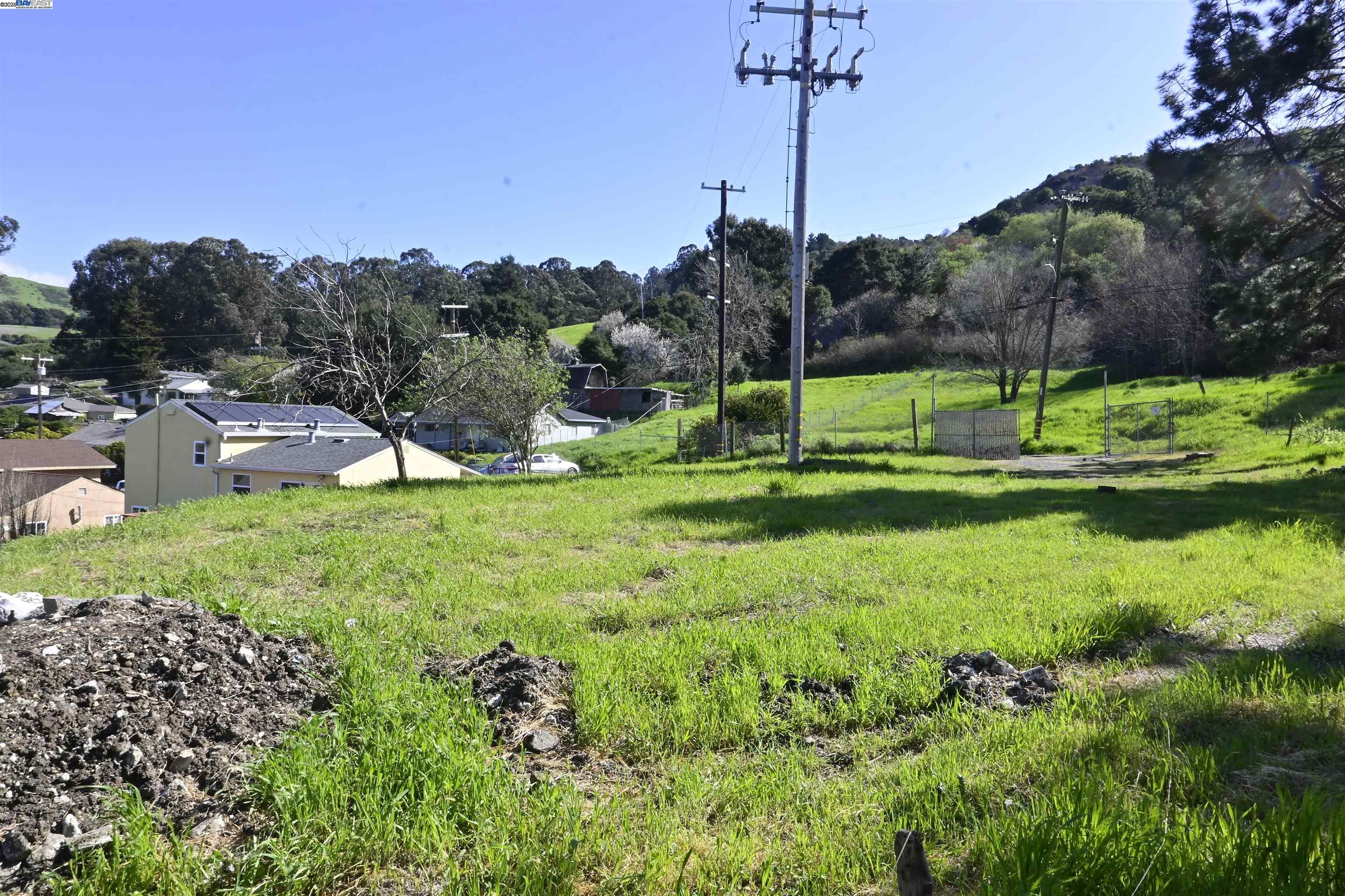 Detail Gallery Image 13 of 36 For 3944 La Cima Rd, El Sobrante,  CA 94803 - – Beds | – Baths