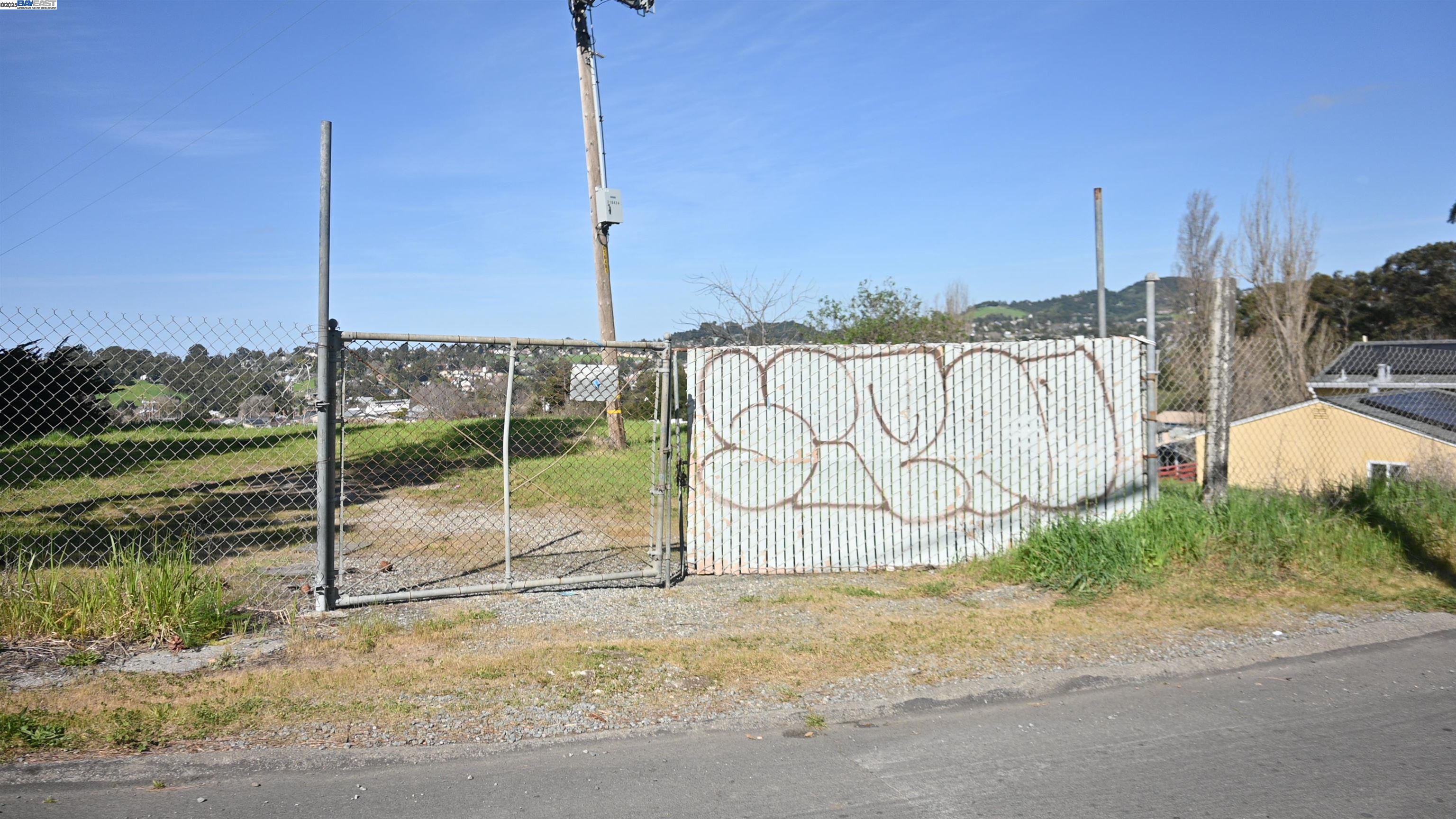 Detail Gallery Image 36 of 36 For 3944 La Cima Rd, El Sobrante,  CA 94803 - – Beds | – Baths