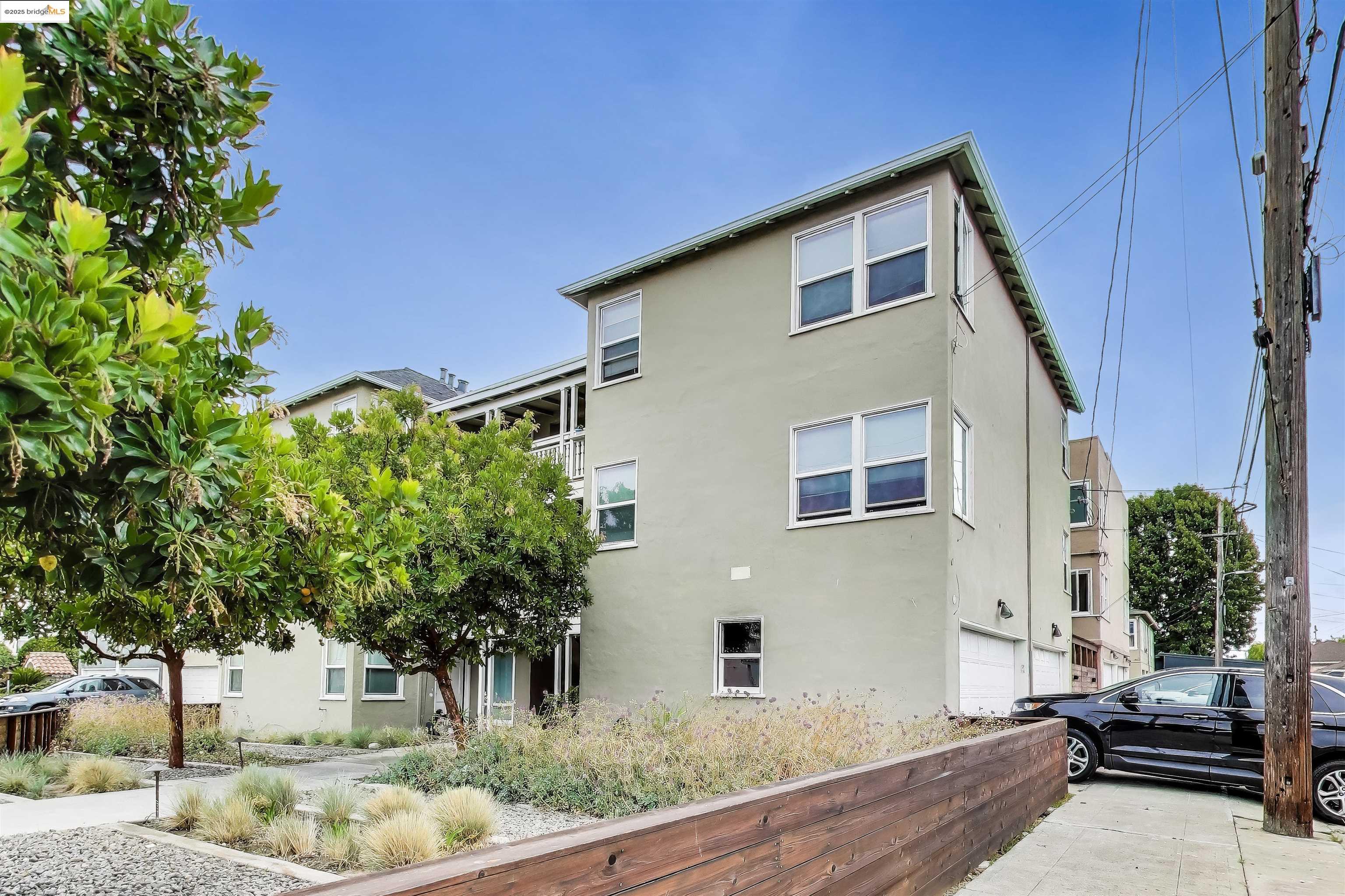 Detail Gallery Image 3 of 13 For 185 Belleview Dr, San Leandro,  CA 94577 - – Beds | – Baths