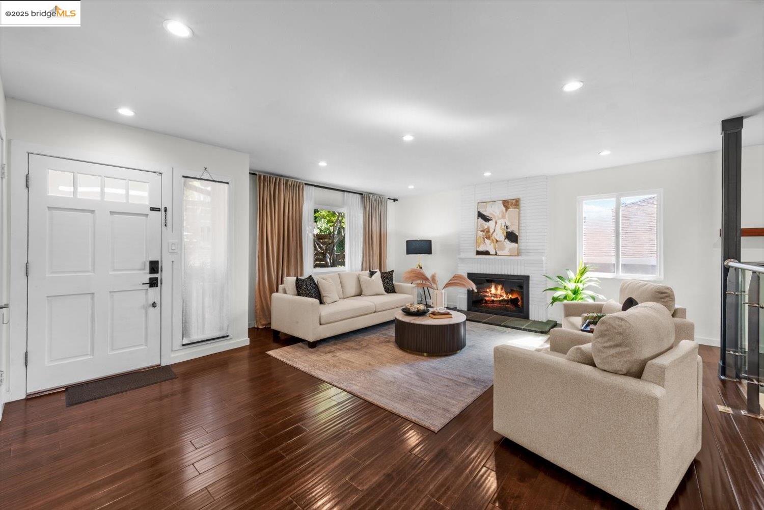 Detail Gallery Image 6 of 58 For 3209 Guido St, Oakland,  CA 94602 - 4 Beds | 3 Baths