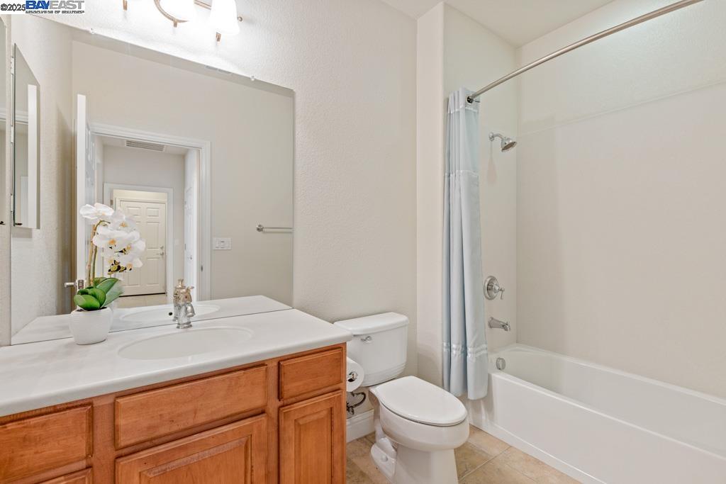 Detail Gallery Image 38 of 60 For 2387 Birdsong Pl, Manteca,  CA 95336 - 2 Beds | 2 Baths