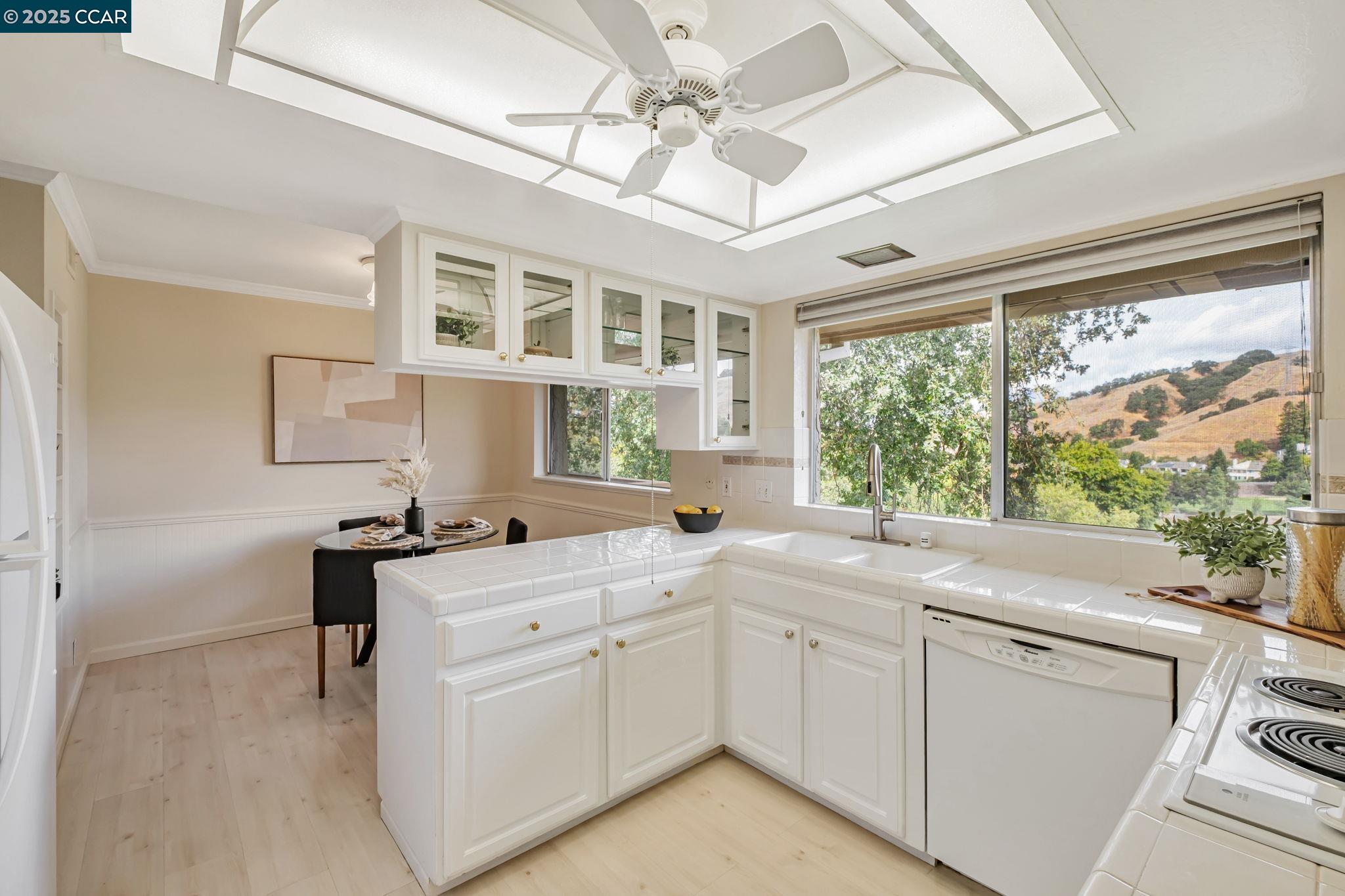 Photo #10: 41113959 Listing: Photo #10