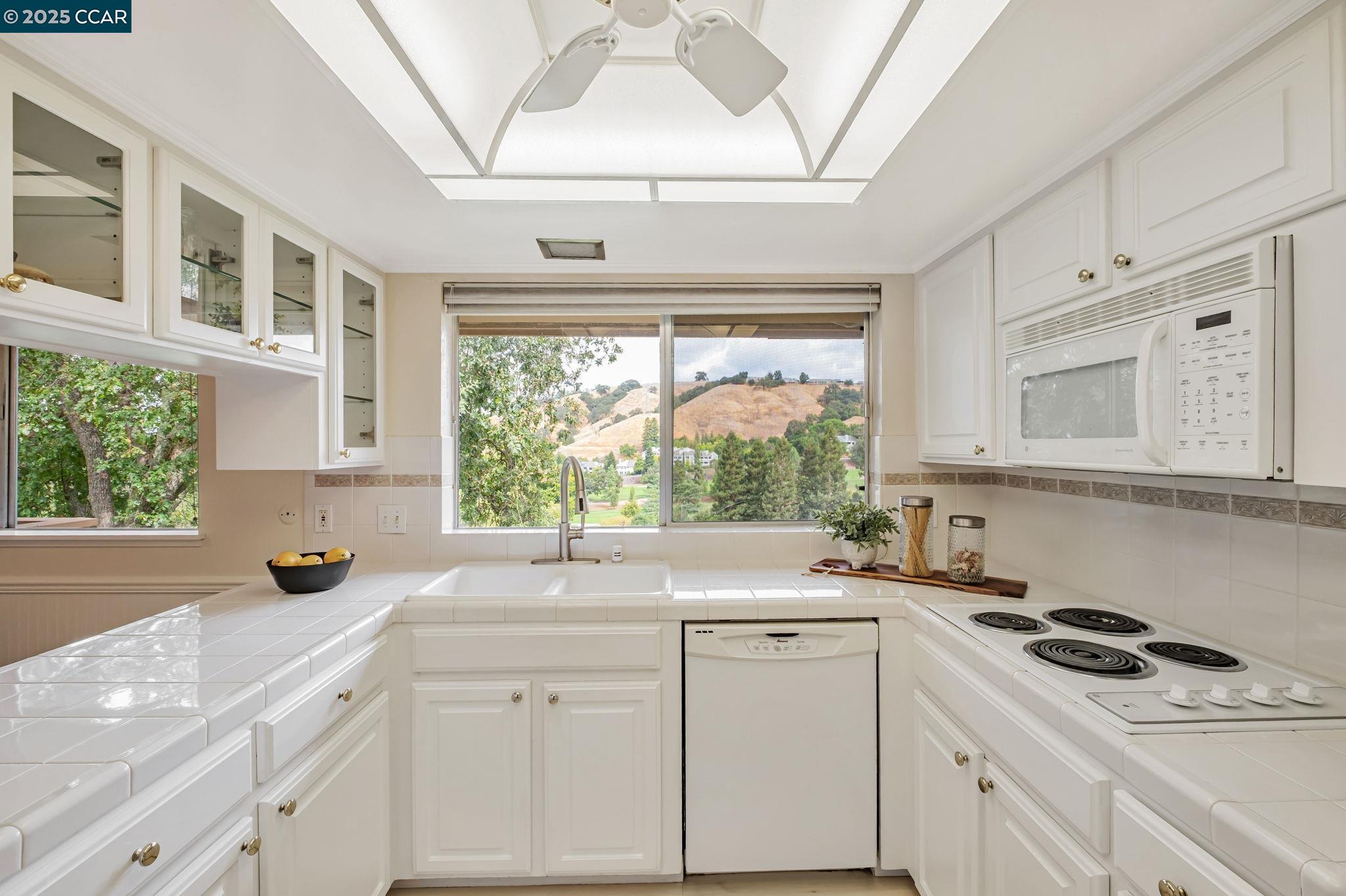 Photo #13: 41113959 Listing: Photo #13