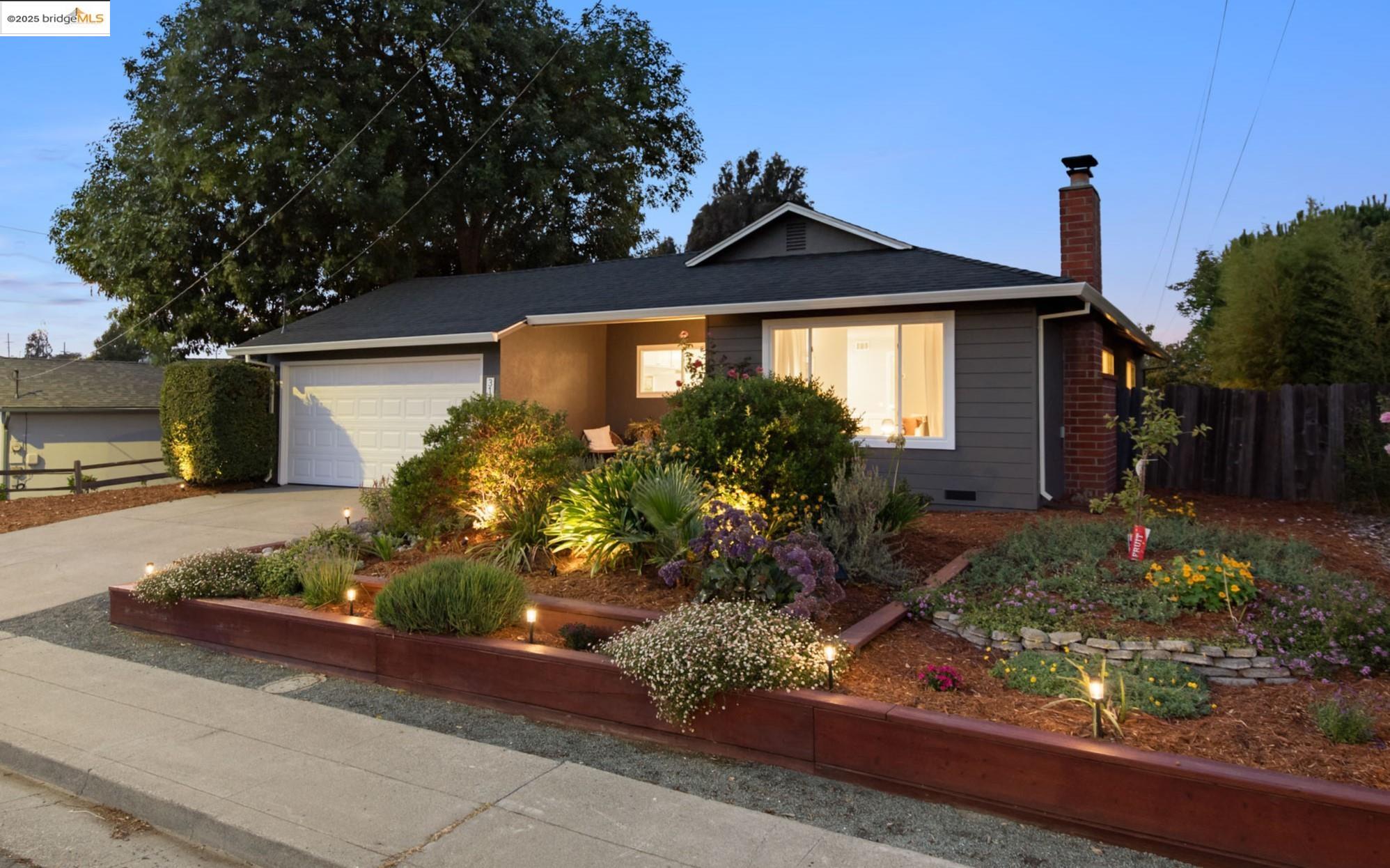 Front Image Thumbnail for EB41113965